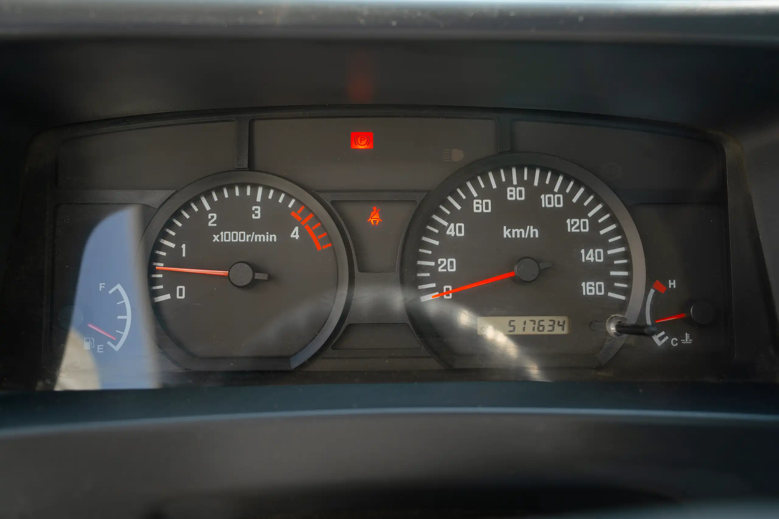 Used 2017 Isuzu NPR Recovery Truck White – Odometer / Mileage Reading View at First Choice Cars Sharjah