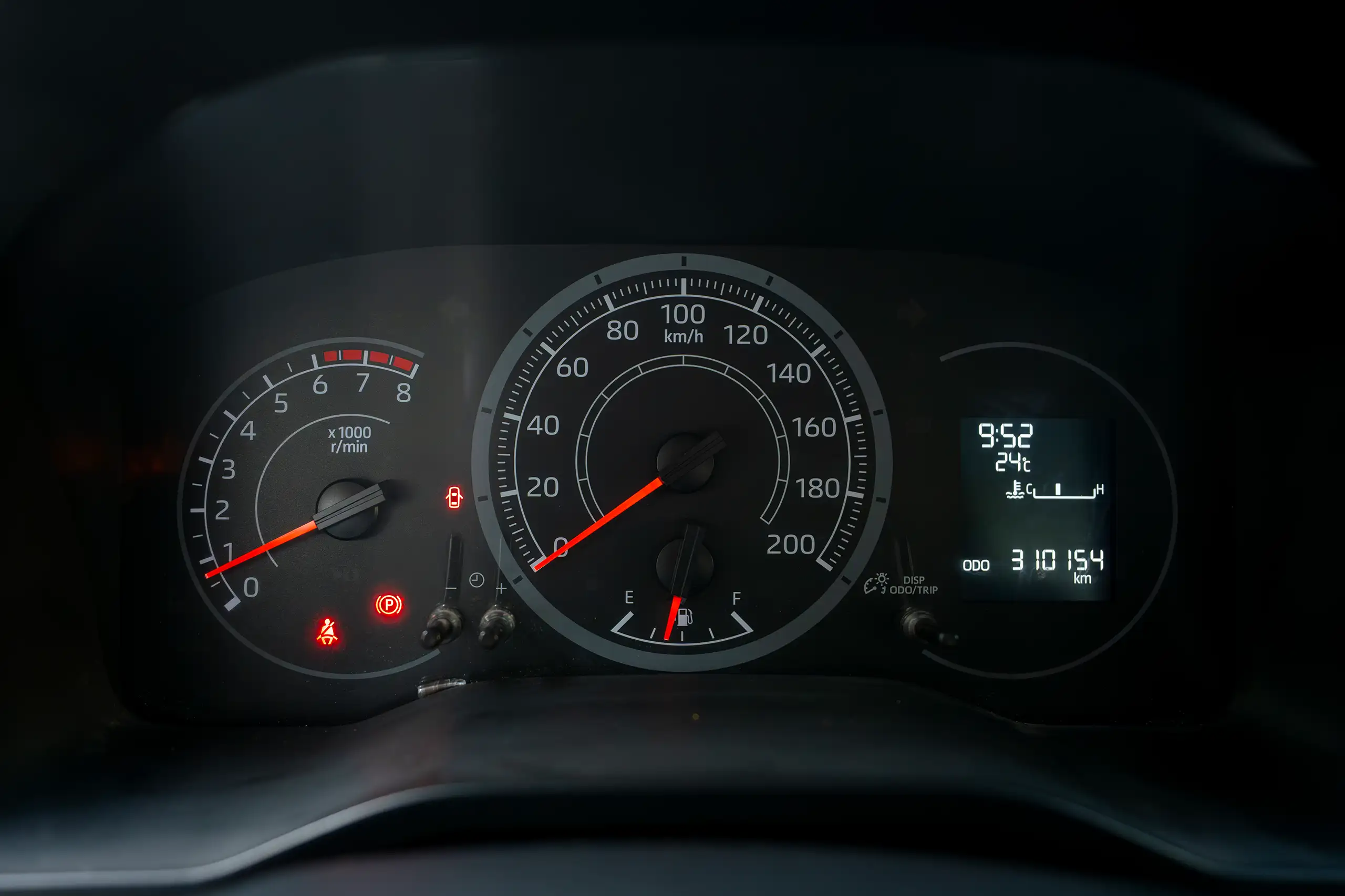 Used 2020 Toyota Hiace GL High Roof White – Odometer / Mileage Reading View at First Choice Cars Sharjah