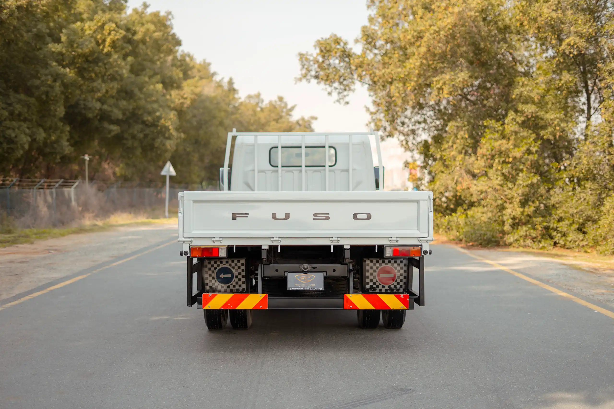 Used 2017 Mitsubishi Canter Cargo Body White – Back/Rear View at First Choice Cars Sharjah