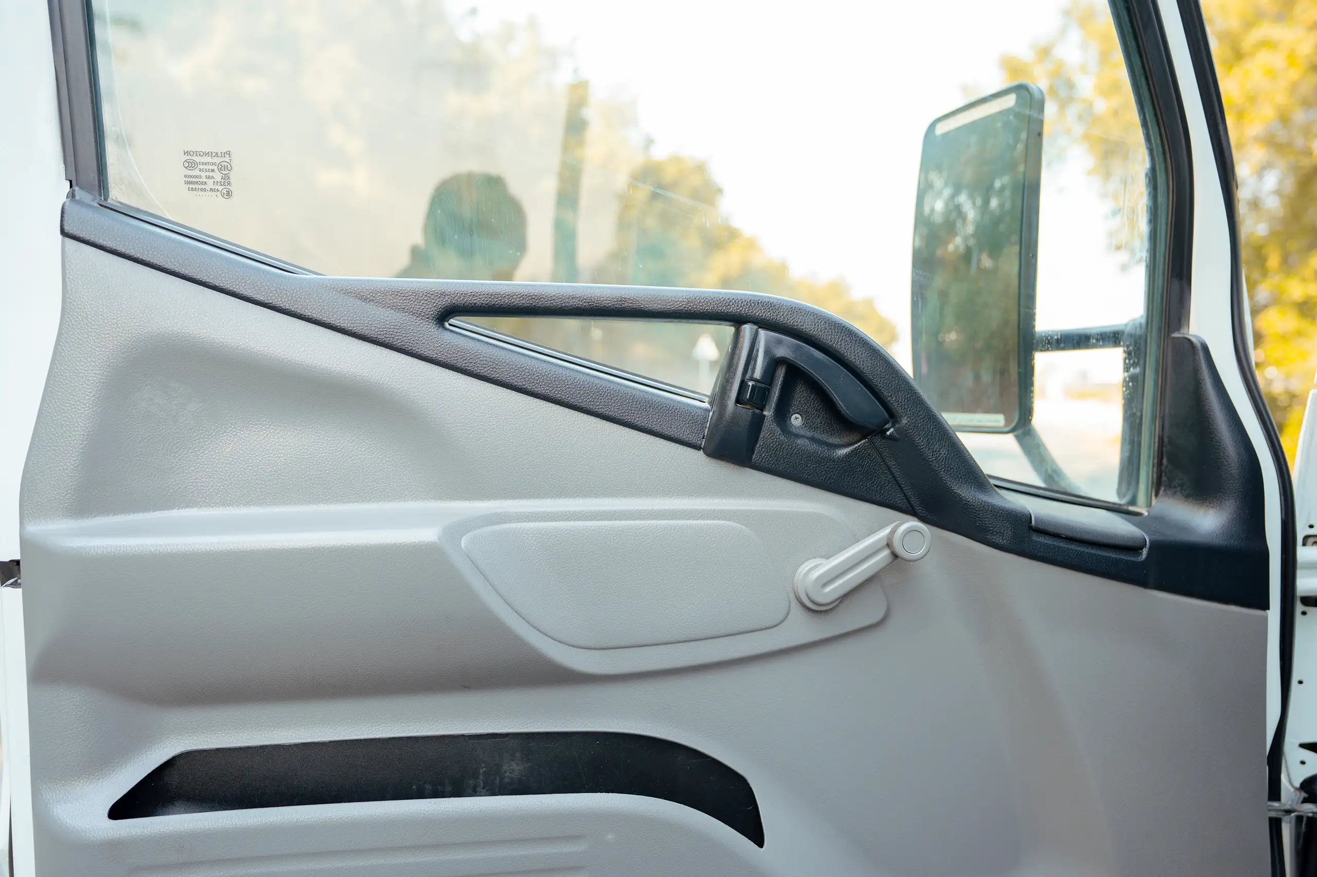 Used 2017 Mitsubishi Canter Cargo Body White – Driver Door Panel Full View at First Choice Cars Sharjah