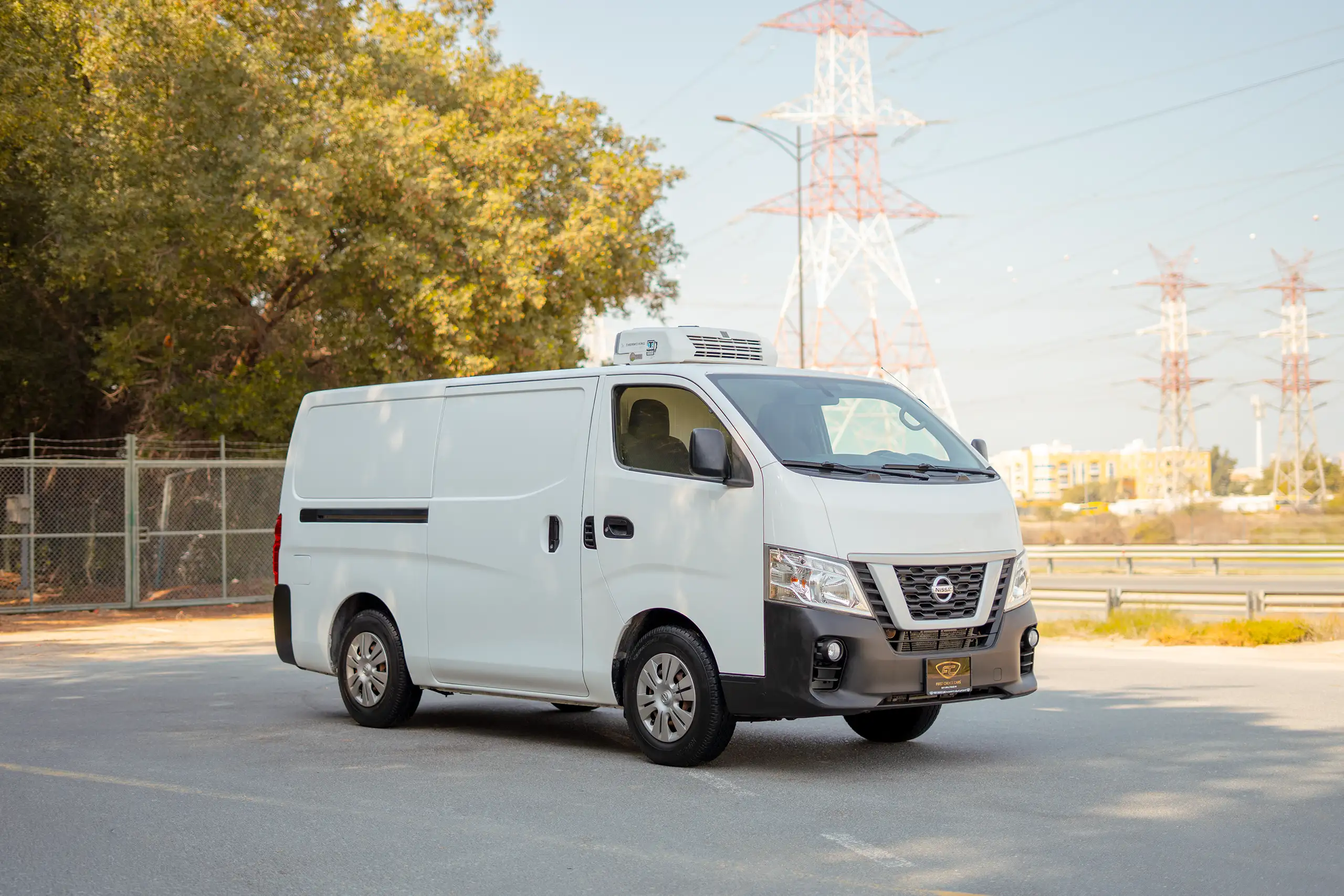 Used 2020 Nissan Urvan Standard Roof in White – Right Front Diagonal (45°) View for Sale at First Choice Cars Dubai Sharjah