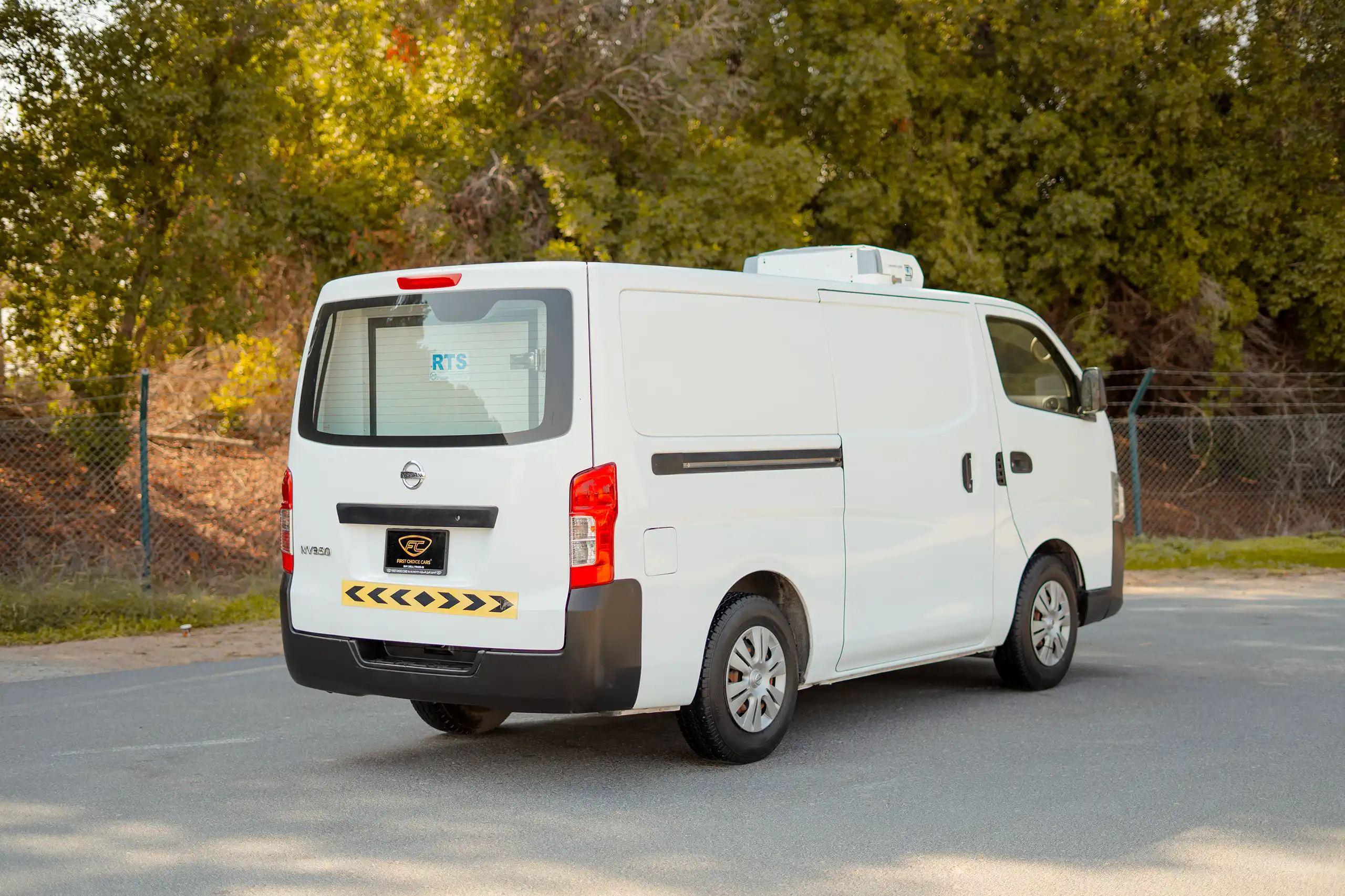 Used 2020 Nissan Urvan Standard Roof in White – Right Back Diagonal (45°) View for Sale at First Choice Cars Dubai Sharjah