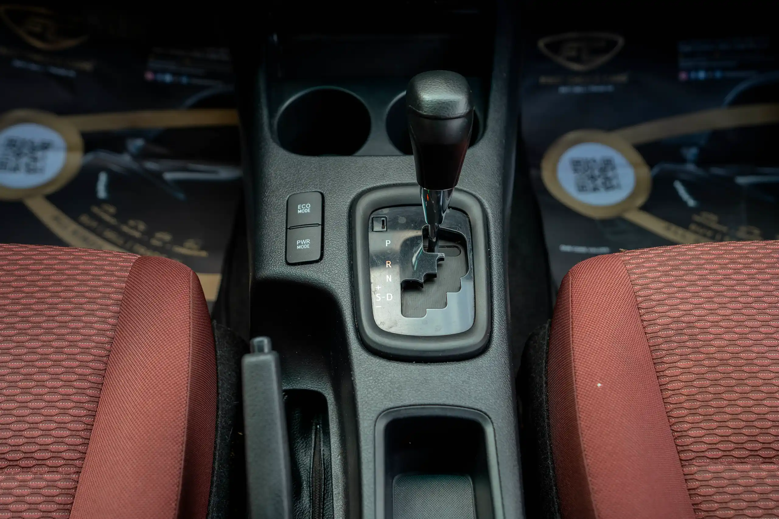 Used 2021 Toyota Hilux GLX Double Cabin White – Center Console & Gear Shifter at First Choice Cars Sharjah