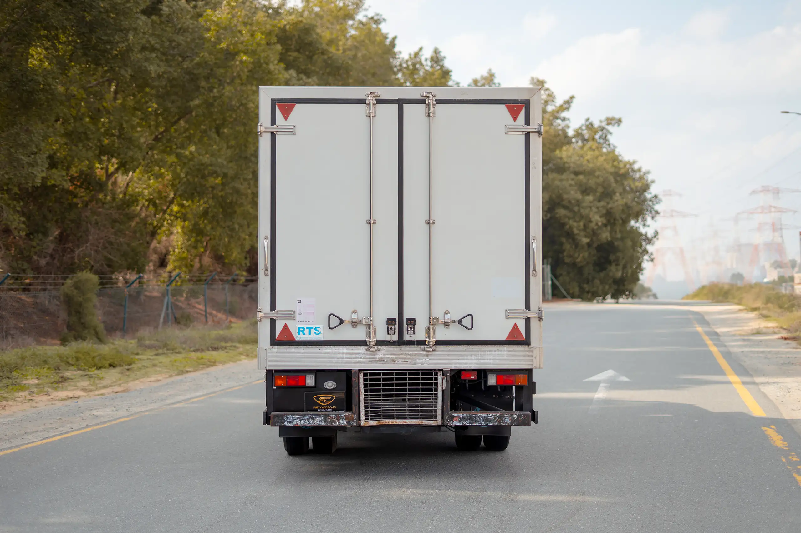 Used 2020 Mitsubishi Canter Chiller Box White – Back/Rear View at First Choice Cars Sharjah