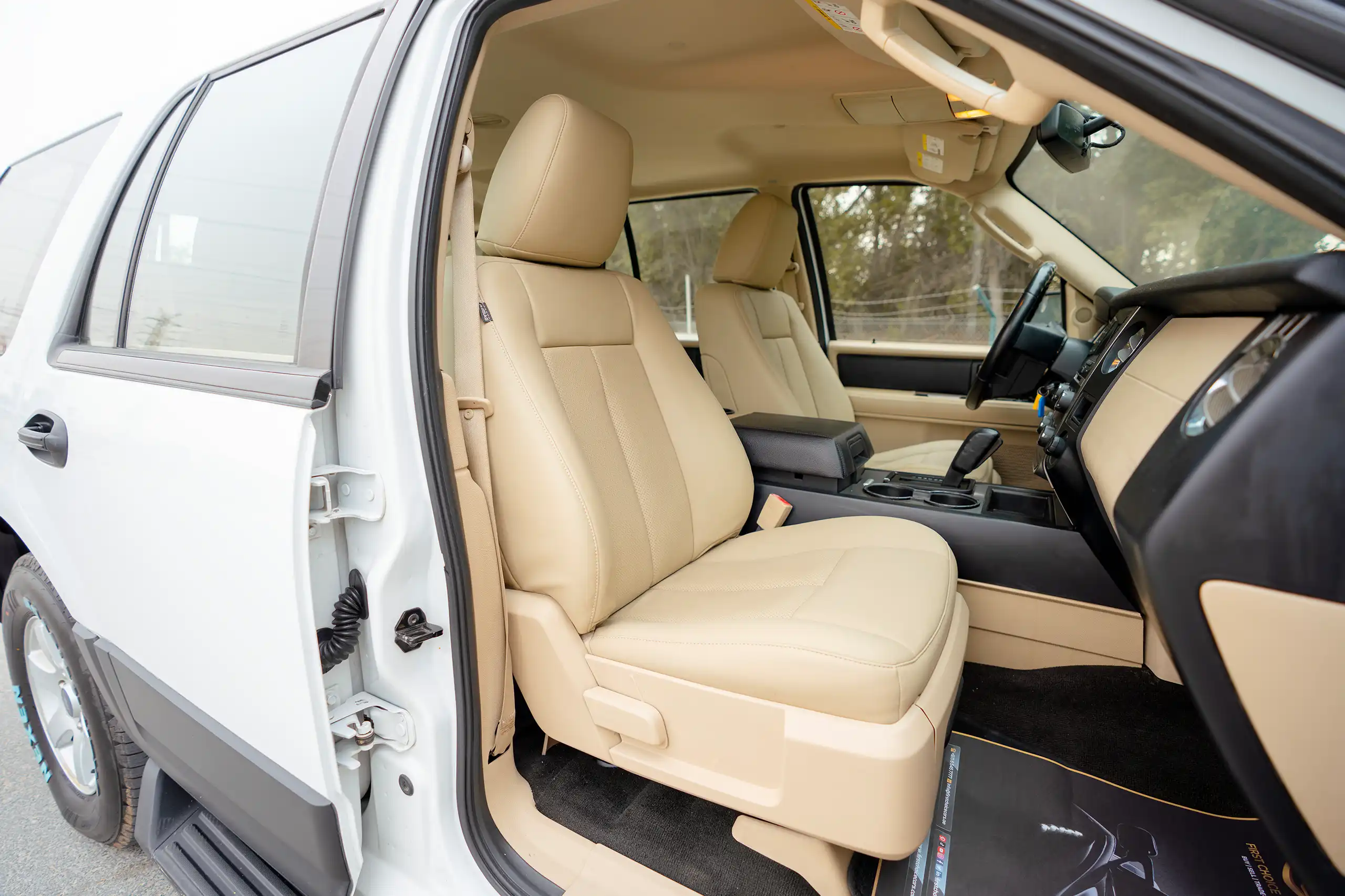 Used 2017 Ford Expedition XLT White – Front Passenger Side Cabin View at First Choice Cars Sharjah