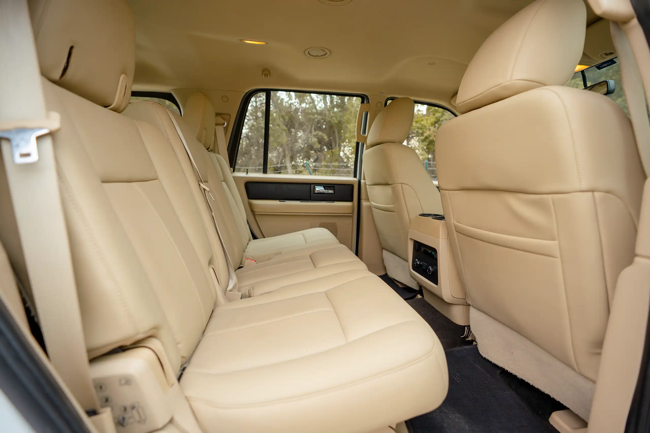 Used 2017 Ford Expedition XLT White – Rear Passenger Side Cabin View at First Choice Cars Sharjah