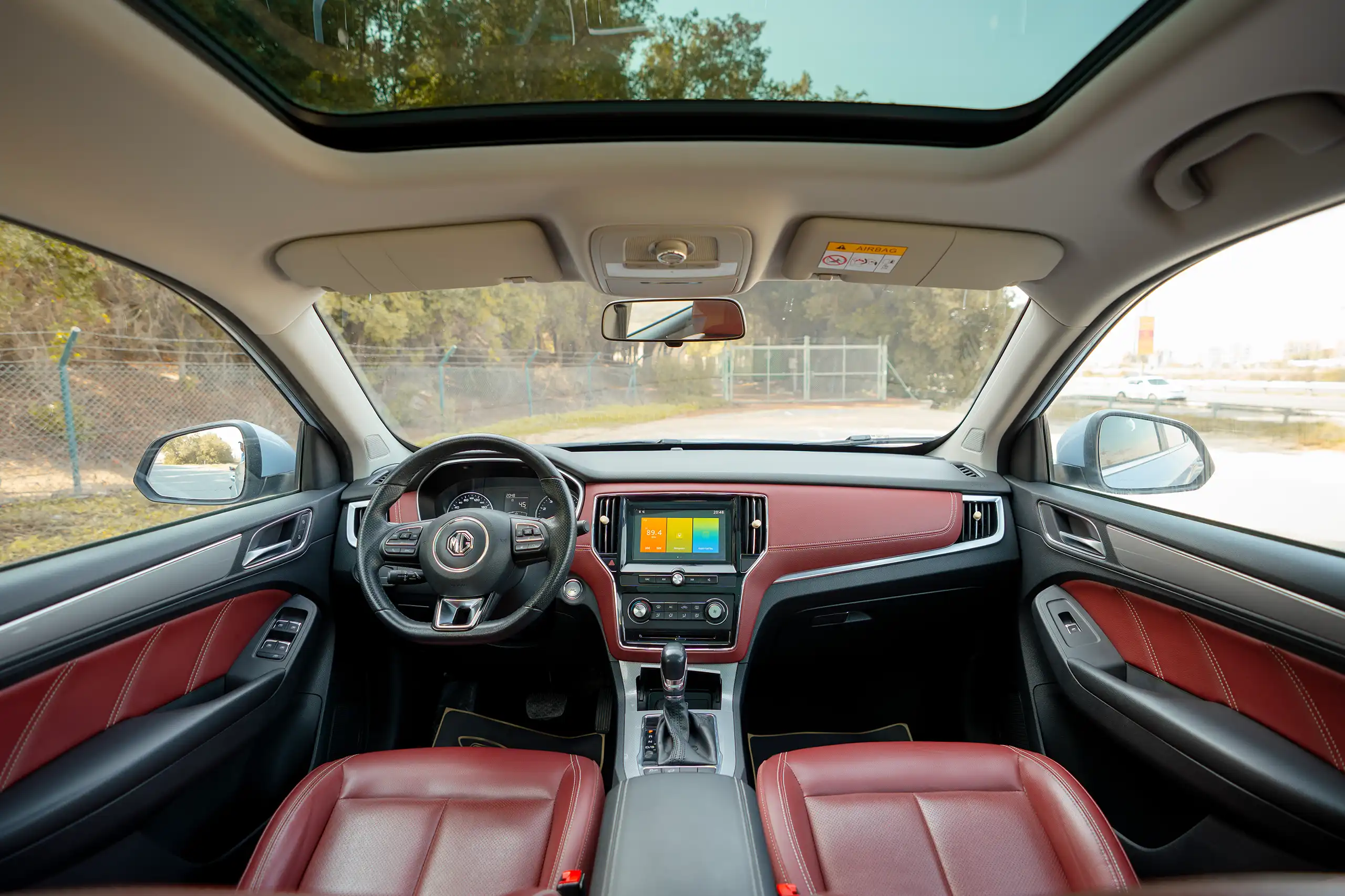 Used 2022 MG RX5 Luxury Silver – Front Cabin / Dashboard Full View at First Choice Cars Sharjah