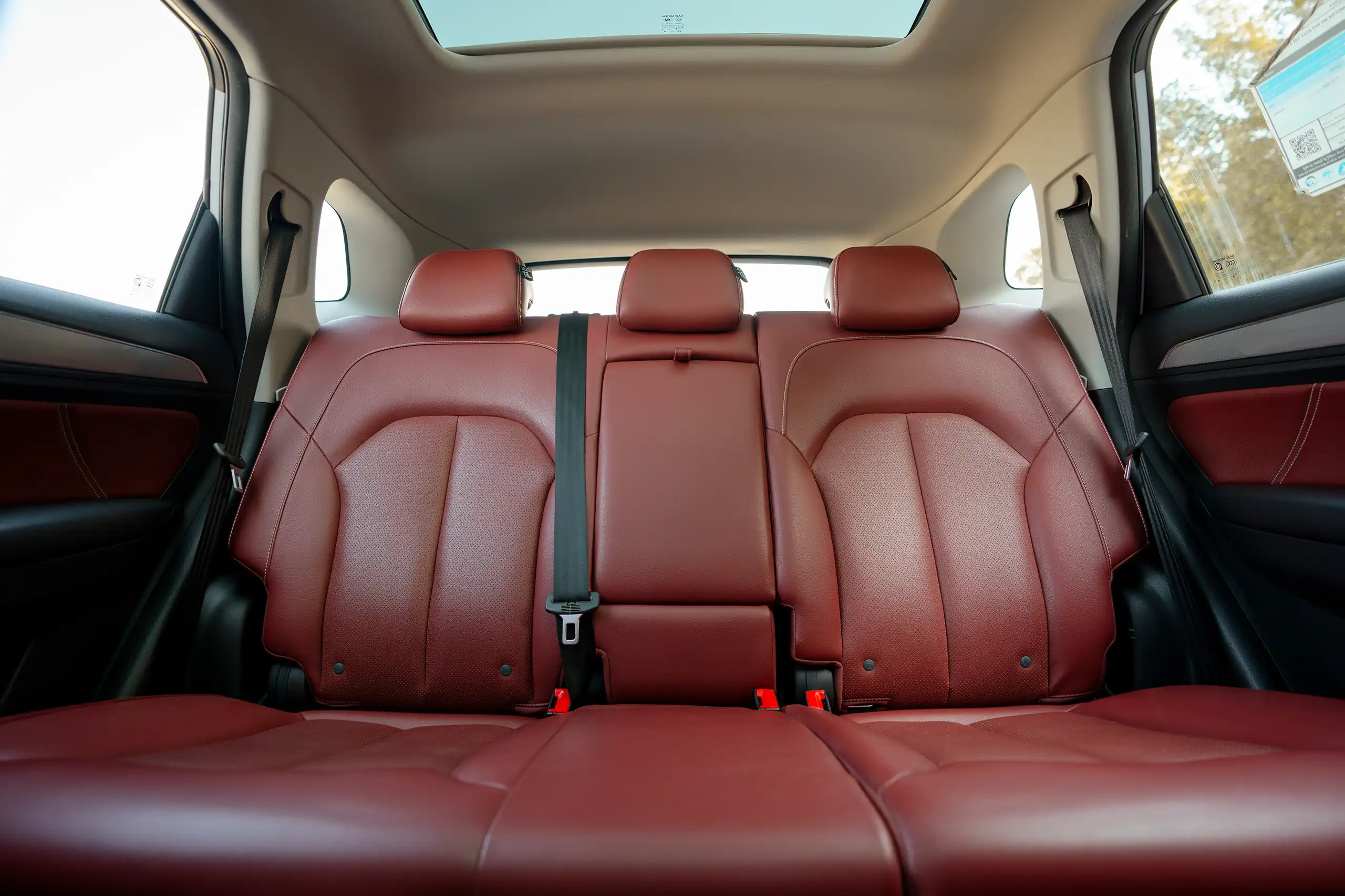 Used 2022 MG RX5 Luxury Silver – Rear Seat View at First Choice Cars Sharjah