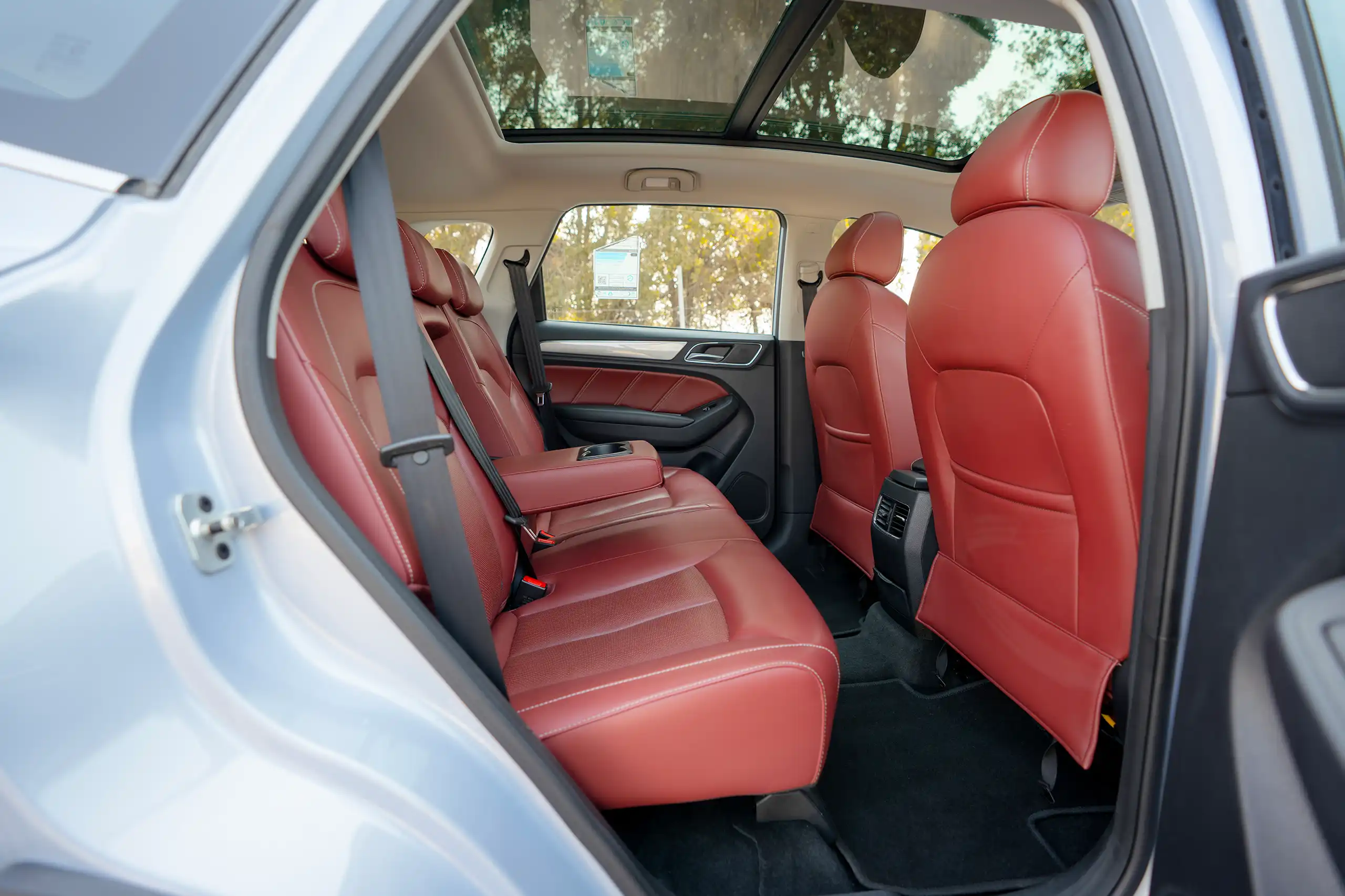 Used 2022 MG RX5 Luxury Silver – Rear Passenger Side Cabin View at First Choice Cars Sharjah