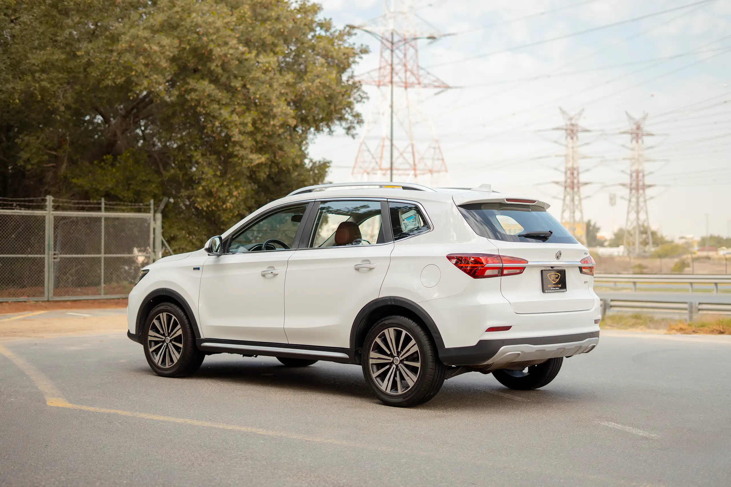 Used 2022 MG RX5 Luxury White – Left Back Diagonal (45°) View at First Choice Cars Sharjah