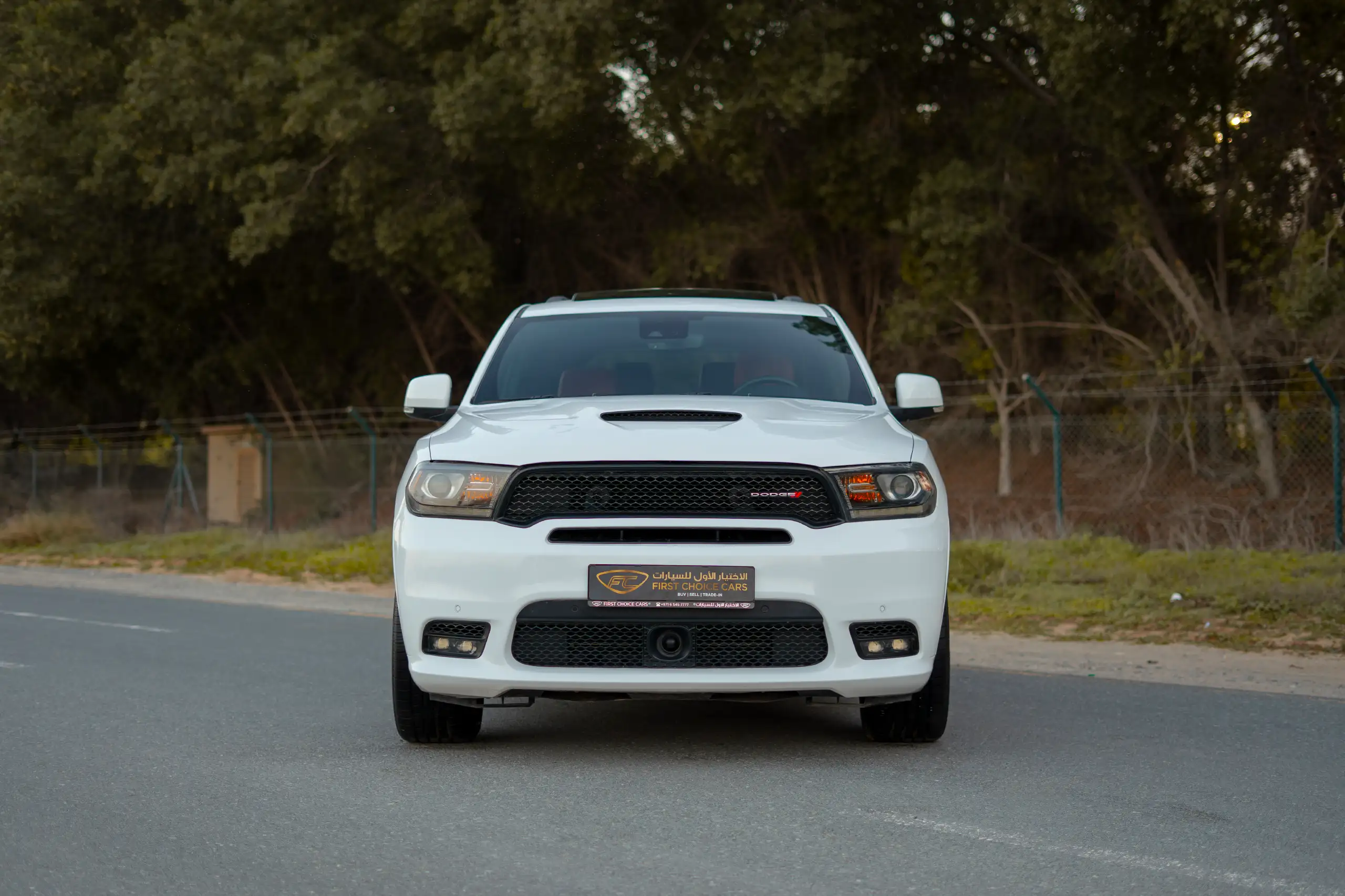 Used 2020 Dodge Durango R/T in White – Front View for Sale at First Choice Cars Dubai Sharjah