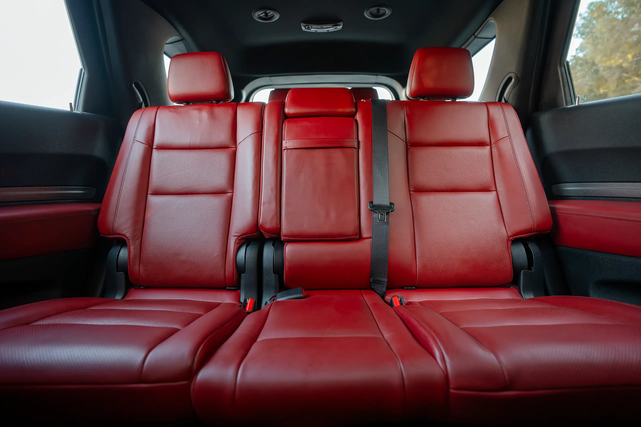 Used 2020 Dodge Durango R/T in White – Rear Seat View for Sale at First Choice Cars Dubai Sharjah