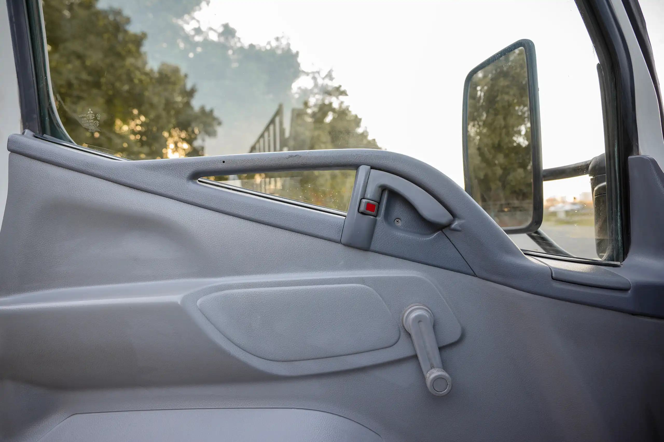 Used 2006 Mitsubishi Canter Double Cabin Cargo Body White – Driver Door Panel Full View at First Choice Cars Sharjah