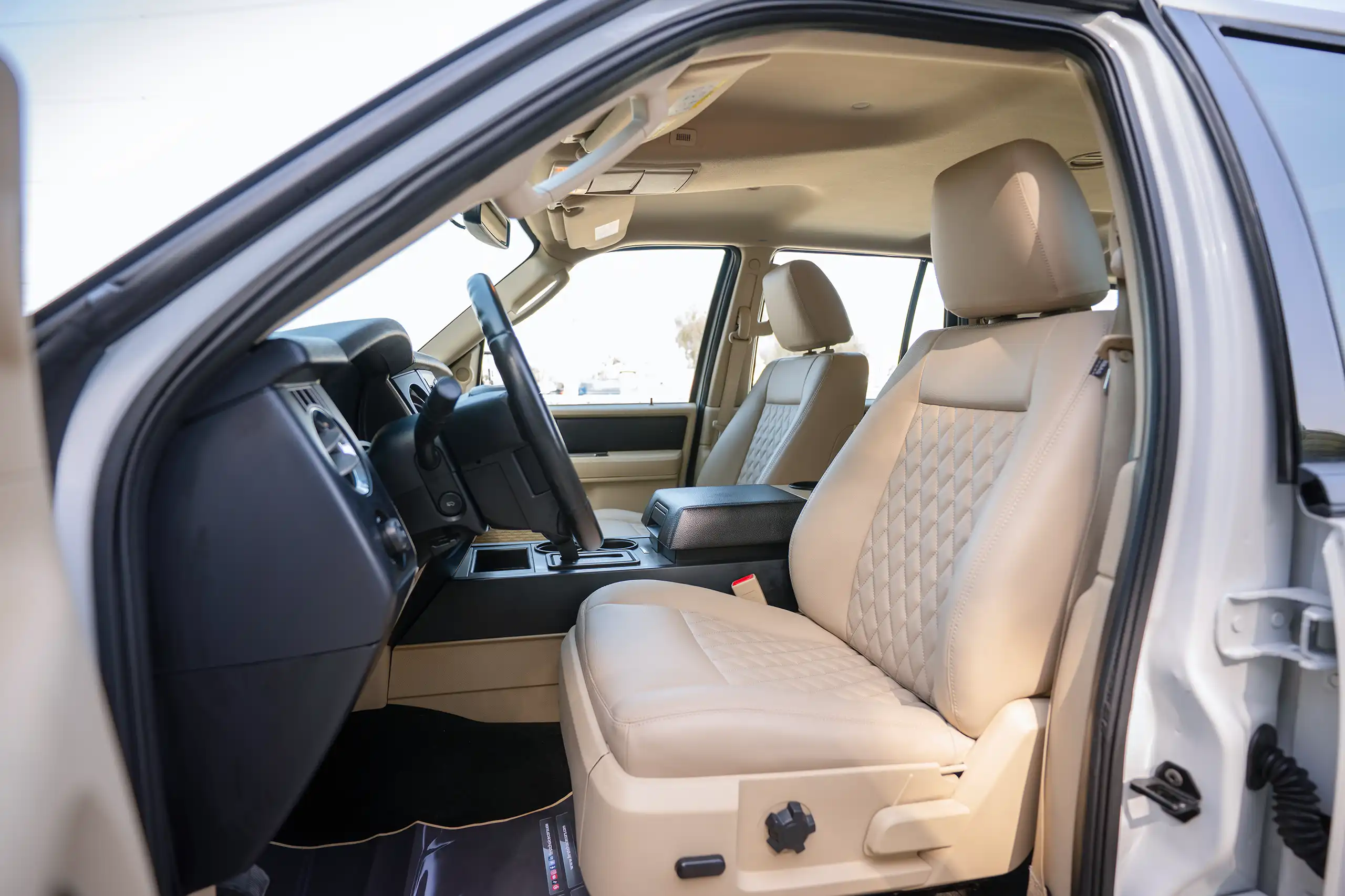 Used 2017 Ford Expedition XLT White – Front Driver Side Cabin View at First Choice Cars Sharjah