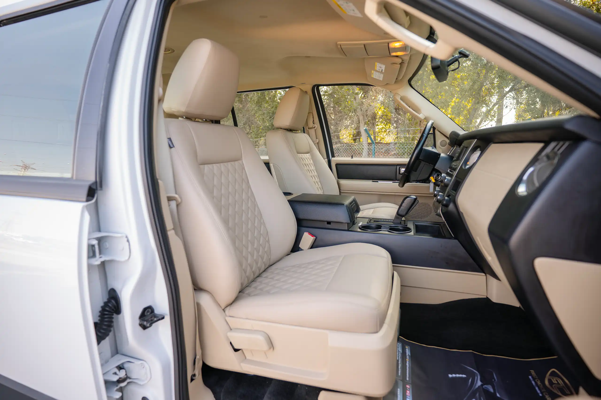 Used 2017 Ford Expedition XLT White – Front Passenger Side Cabin View at First Choice Cars Sharjah