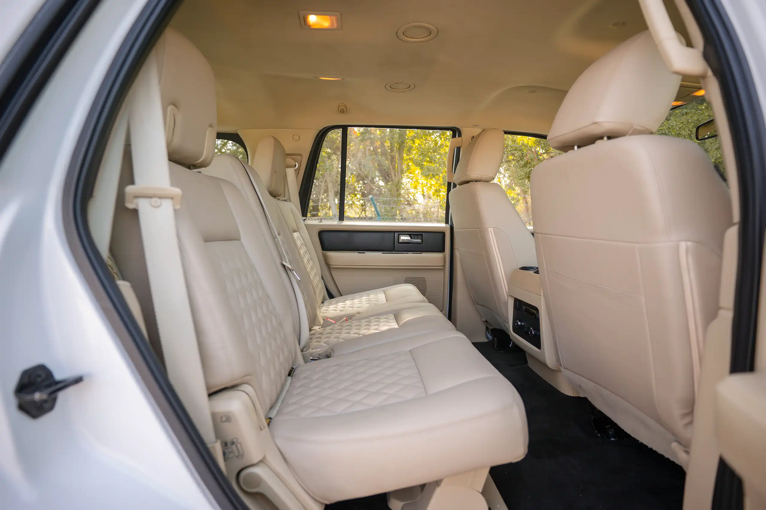 Used 2017 Ford Expedition XLT White – Rear Passenger Side Cabin View at First Choice Cars Sharjah