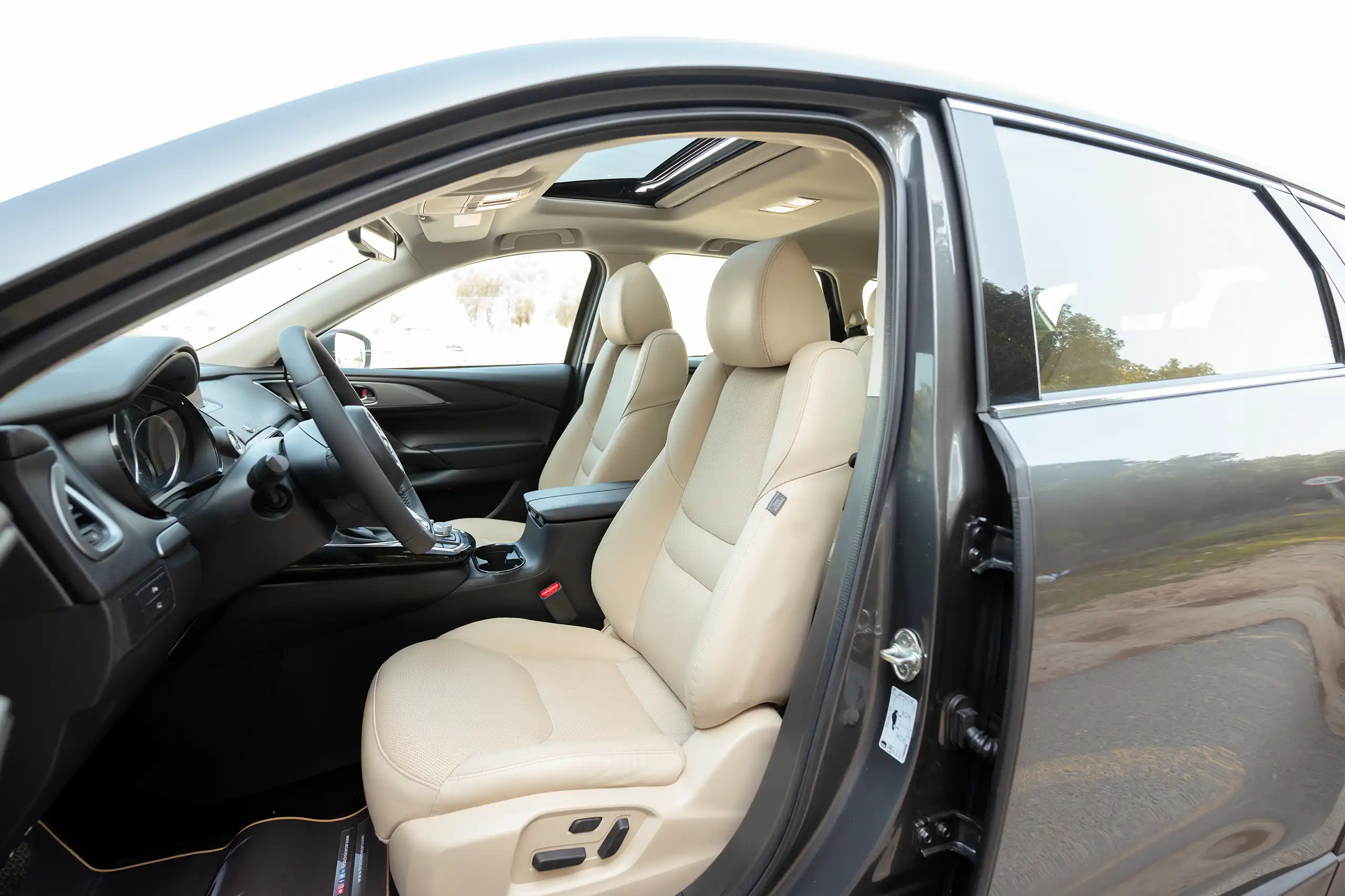 Used 2020 Mazda CX-9 GT Grey – Front Driver Side Cabin View at First Choice Cars Sharjah