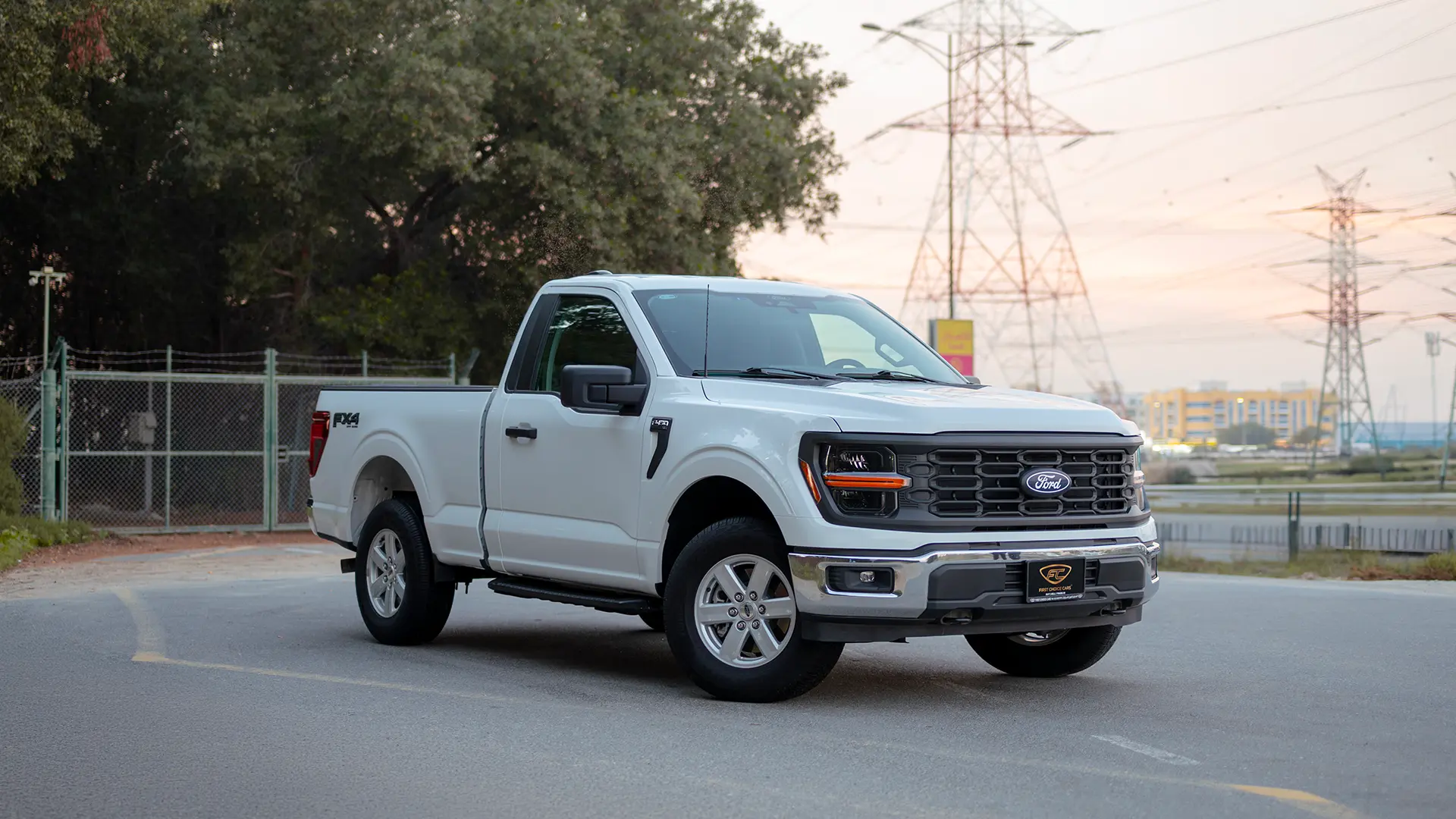 Used 2025 Ford F-150 XL in White – Right Front Diagonal (45°) View