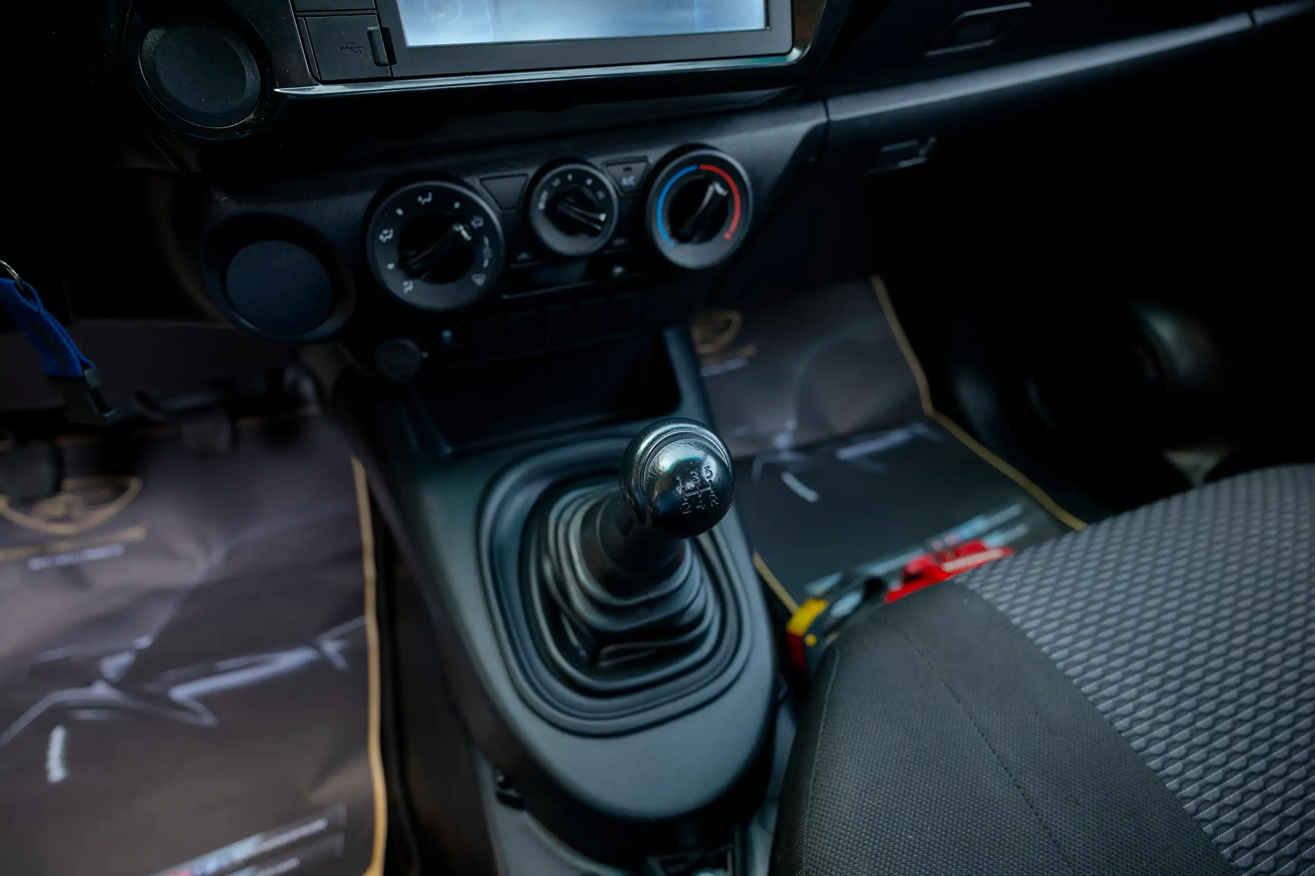 Used 2022 Toyota Hilux GLX Single Cabin White – Center Console & Gear Shifter at First Choice Cars Sharjah