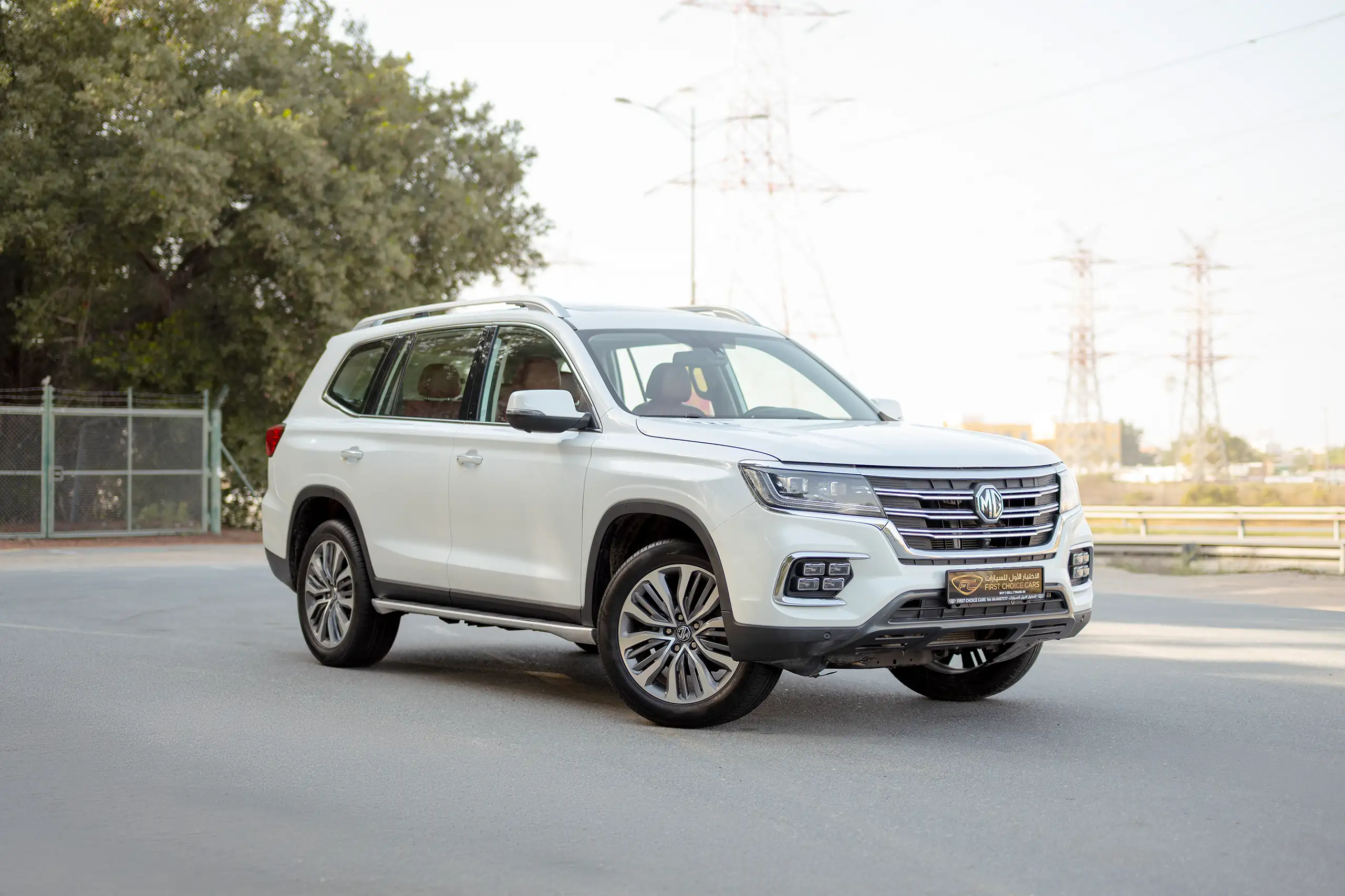 Used 2022 MG RX8 Luxury in White – Right Front Diagonal (45°) View for Sale at First Choice Cars Dubai Sharjah