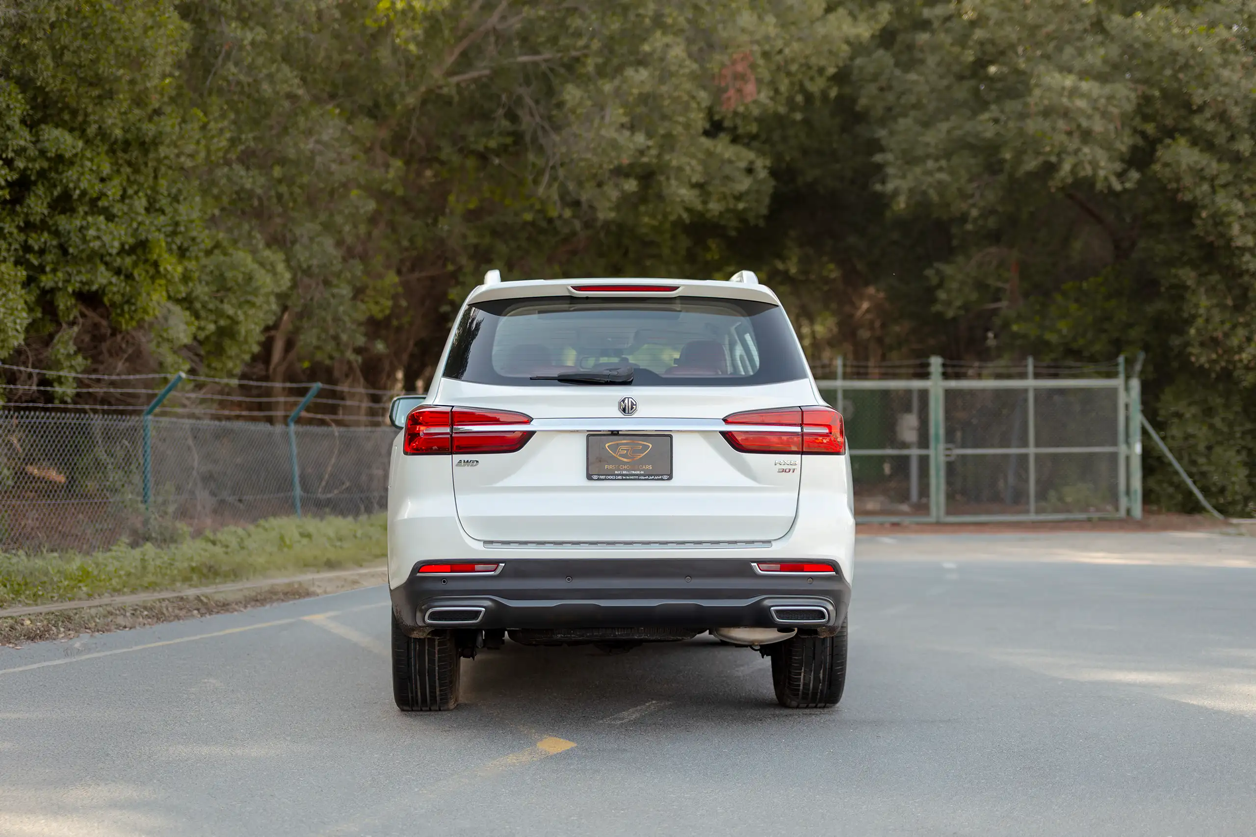 Used 2022 MG RX8 Luxury in White – Back/Rear View for Sale at First Choice Cars Dubai Sharjah