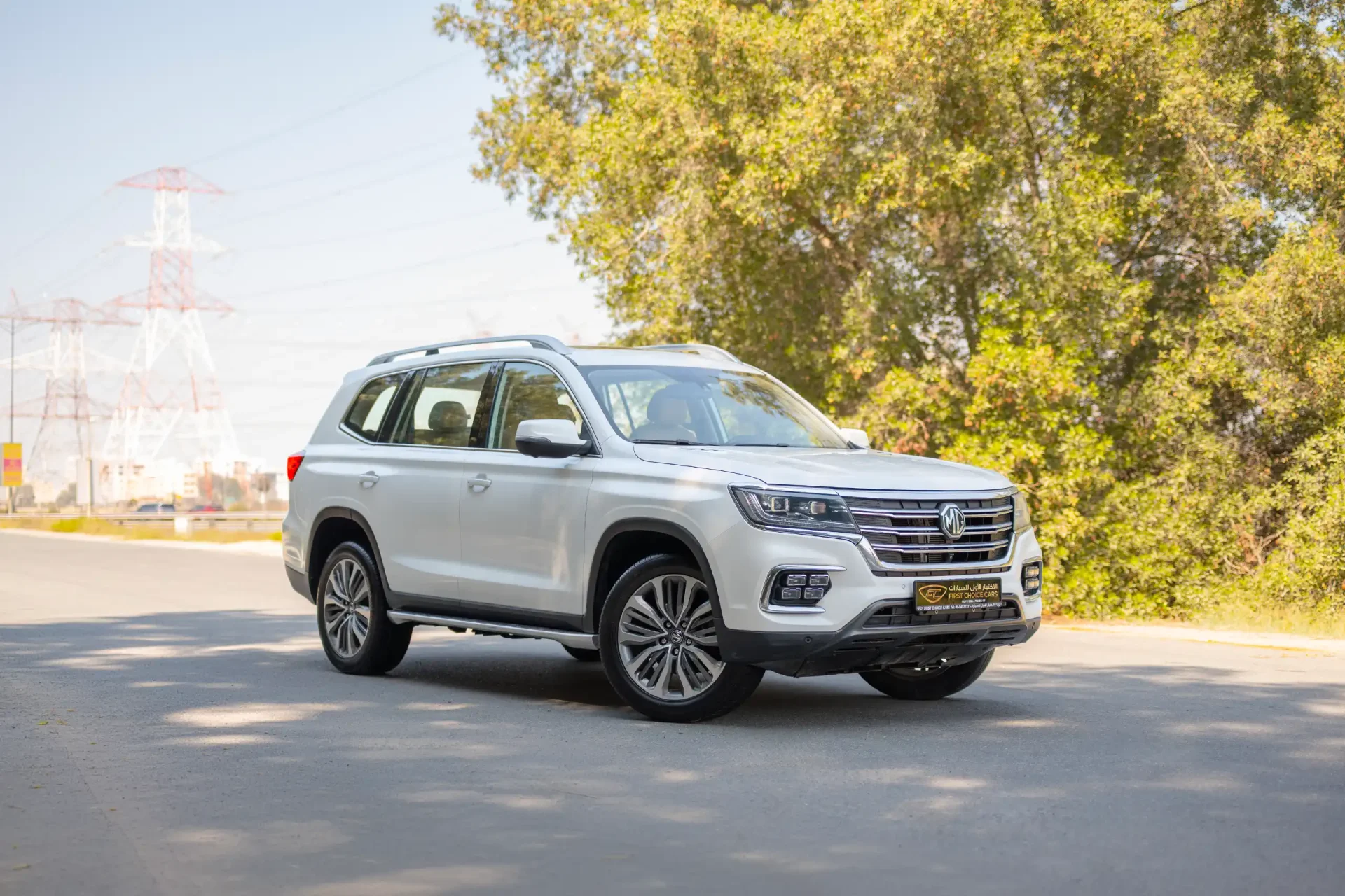 Used 2021 MG RX8 Luxury in White – Right Front Diagonal (45°) View for Sale at First Choice Cars Dubai Sharjah