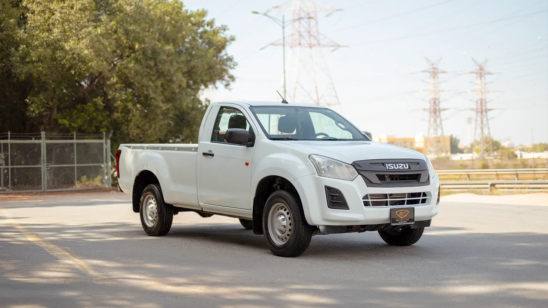 Used 2024 Isuzu D-MAX Single Cabin in White – Right Front Diagonal (45°) View for Sale at First Choice Cars Dubai Sharjah