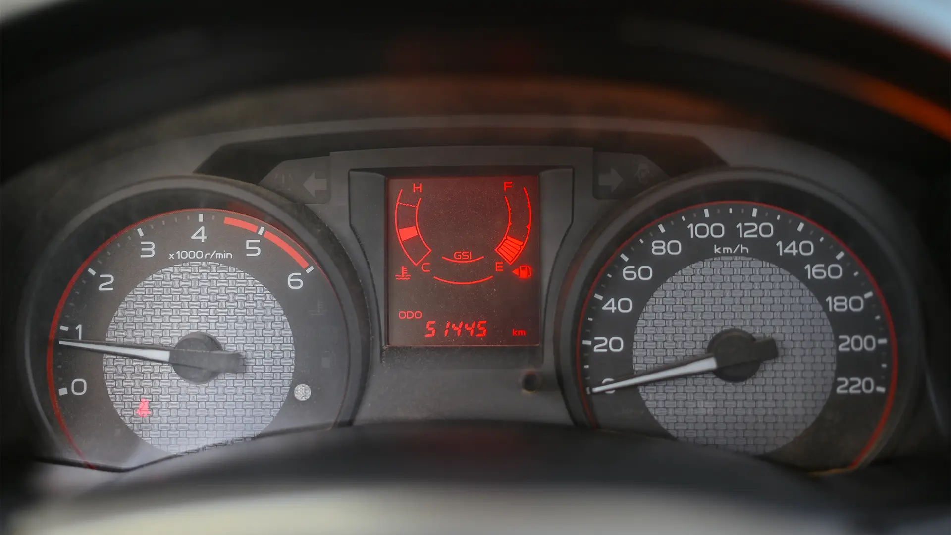 Used 2024 Isuzu D-MAX Single Cabin in White – Odometer / Mileage Reading View for Sale at First Choice Cars Dubai Sharjah