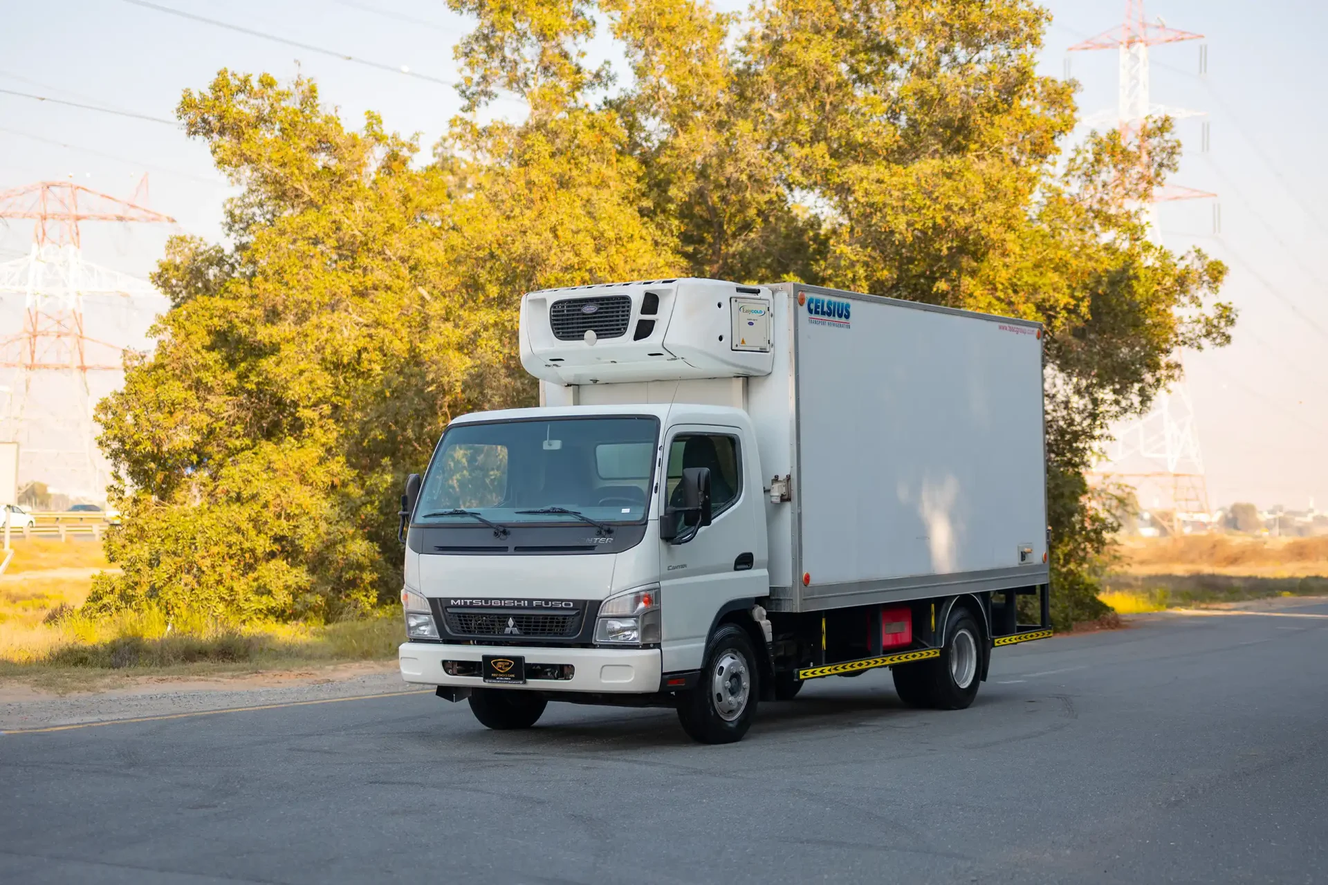 Used 2016 Mitsubishi Canter Freezer Box in White – Left Front Diagonal (45°) View for Sale at First Choice Cars Dubai Sharjah