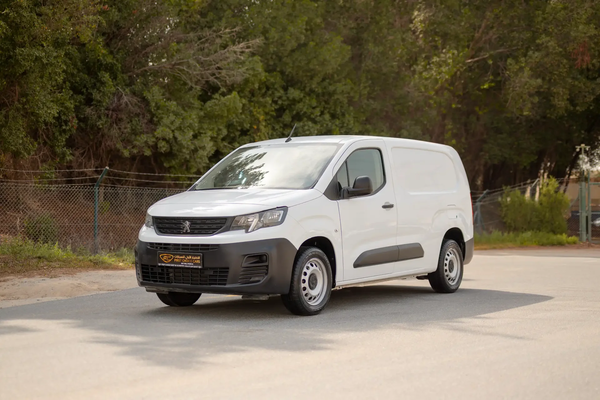 Used 2022 Peugeot Partner Standard in White – Left Front Diagonal (45°) View for Sale at First Choice Cars Dubai Sharjah