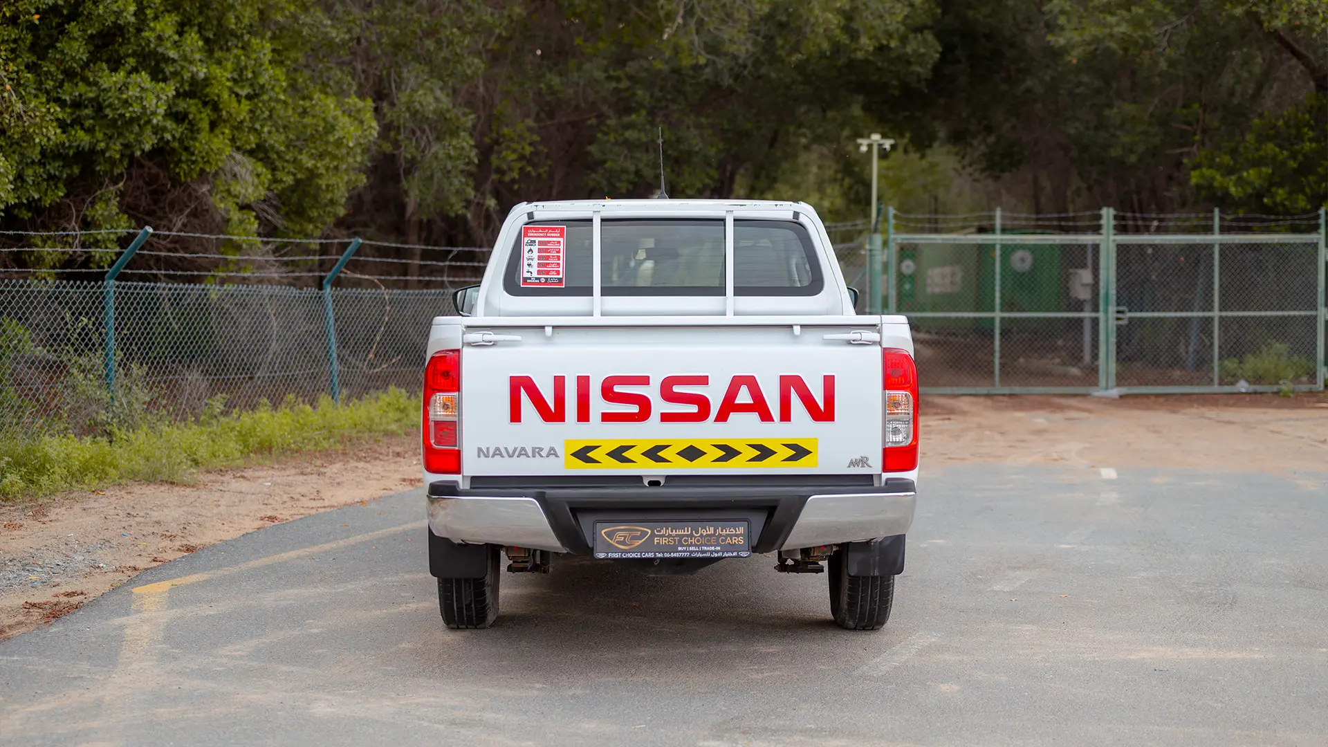 Used 2022 Nissan Navara SE in White – Back/Rear View for Sale at First Choice Cars Dubai Sharjah