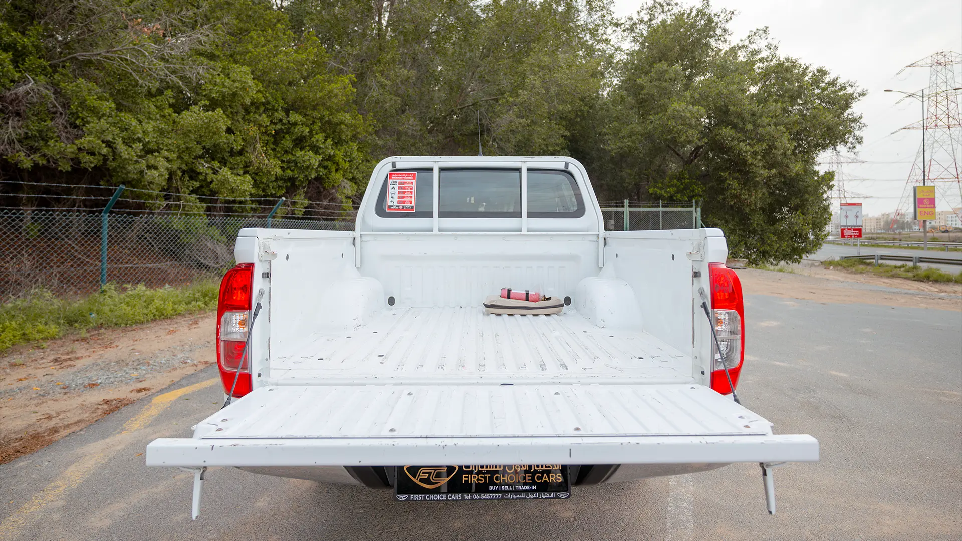 Used 2022 Nissan Navara SE in White – Boot / Trunk Space Open View for Sale at First Choice Cars Dubai Sharjah