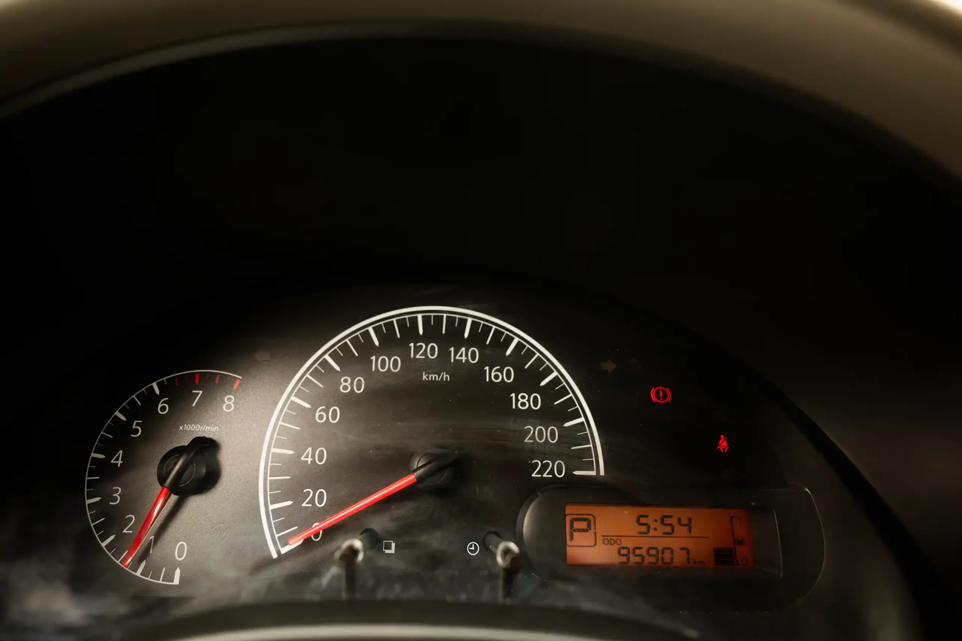 Used 2022 Nissan Sunny SV in Silver – Odometer / Mileage Reading View for Sale at First Choice Cars Dubai Sharjah