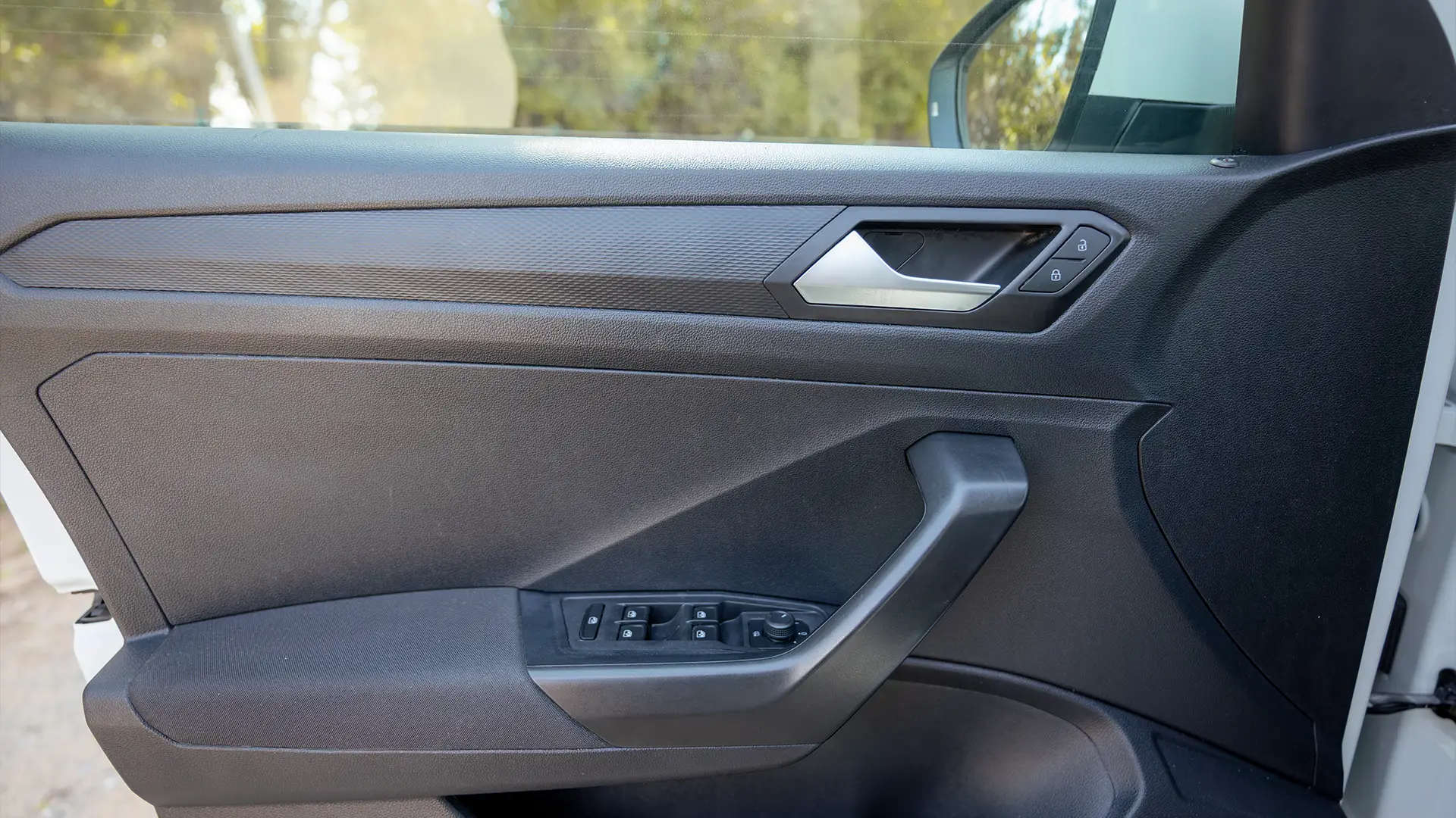 Used 2021 Volkswagen T-Roc Trend in White – Driver Door Panel Full View for Sale at First Choice Cars Dubai Sharjah