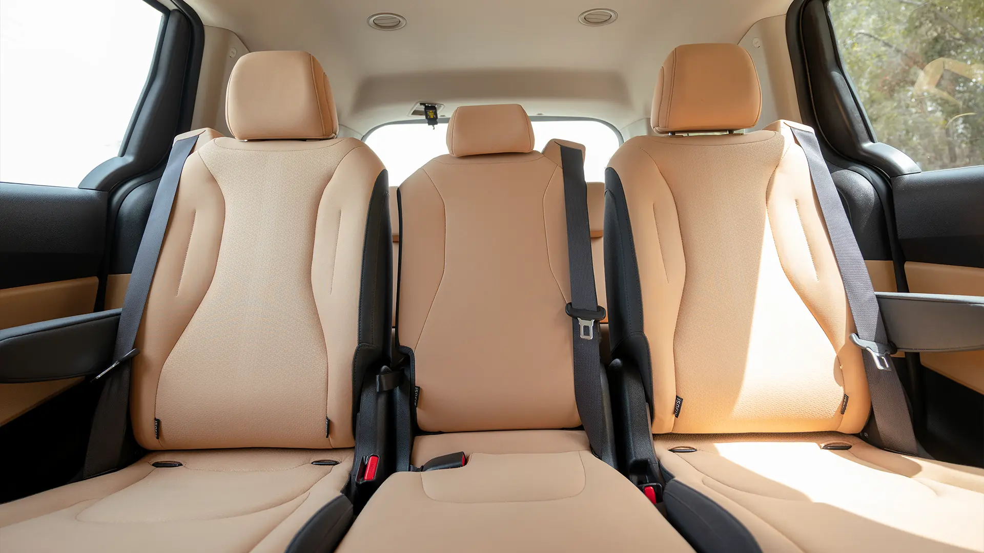 Used 2022 Kia Carnival LX in White – Rear Seat View for Sale at First Choice Cars Dubai Sharjah