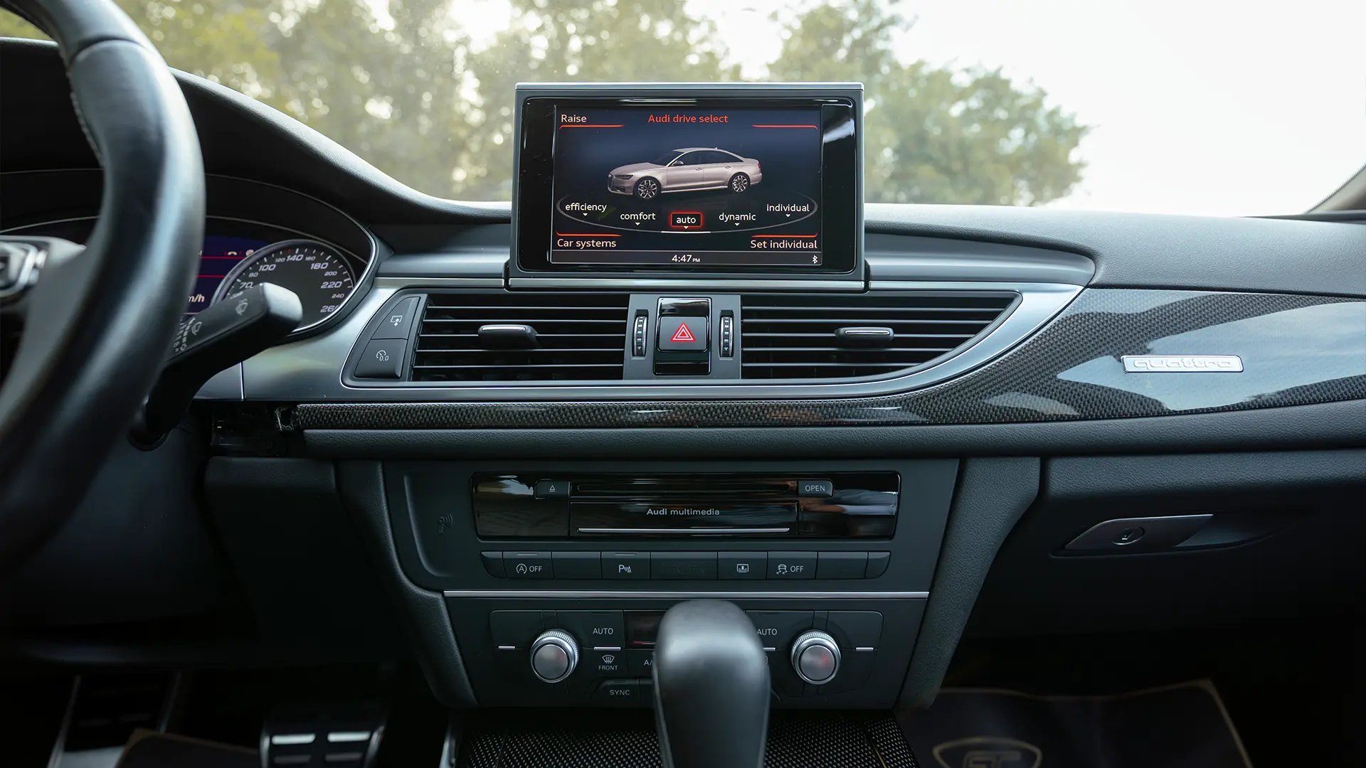 Used 2016 Audi S6 TFSI Quattro in White – Infotainment / Touchscreen System for Sale at First Choice Cars Dubai Sharjah