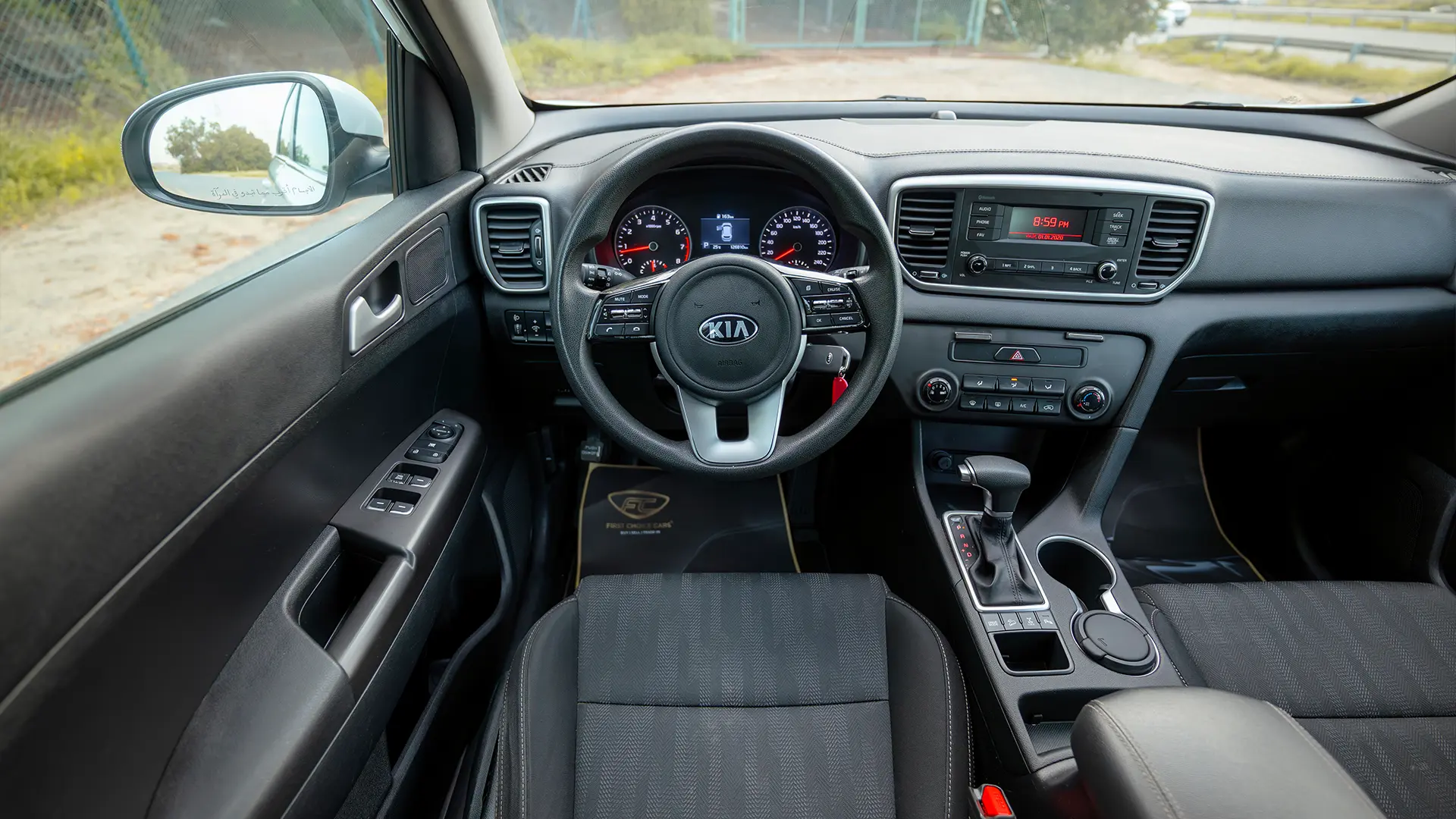 Used 2020 Kia Sportage LX in White – Steering Wheel & Instrument Cluster for Sale at First Choice Cars Dubai Sharjah