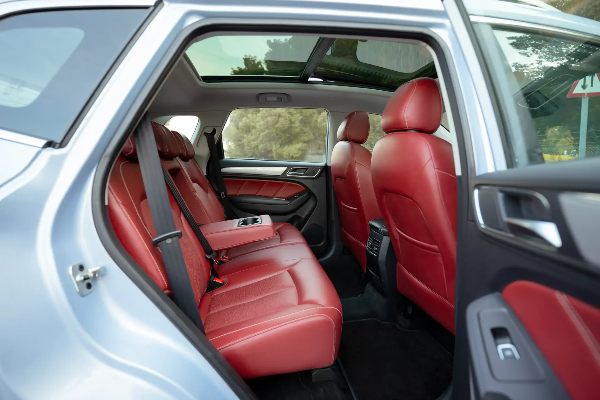 Used 2022 MG RX5 Luxury in Silver – Rear Passenger Side Cabin View for Sale at First Choice Cars Dubai Sharjah