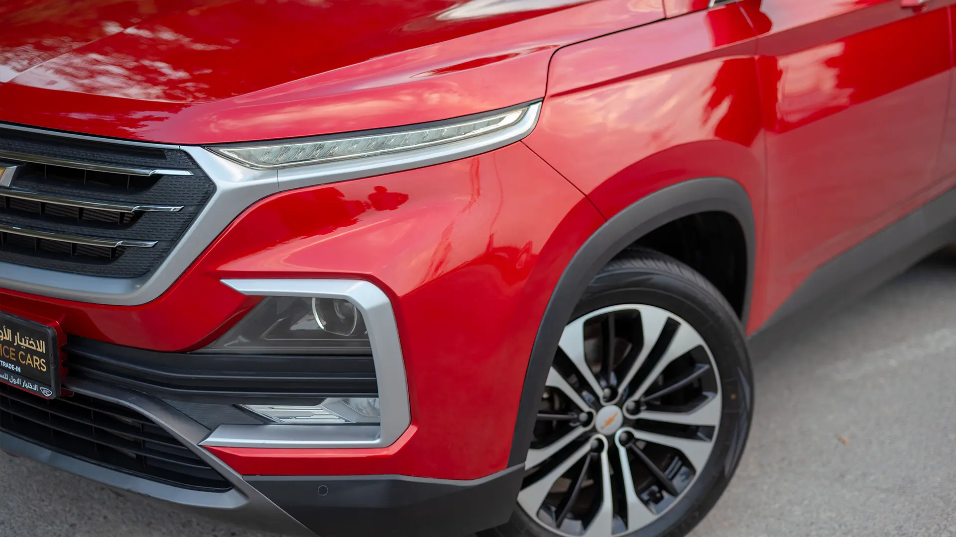 Used 2023 Chevrolet Captiva Premier in Red – Headlight Close-up for Sale at First Choice Cars Dubai Sharjah