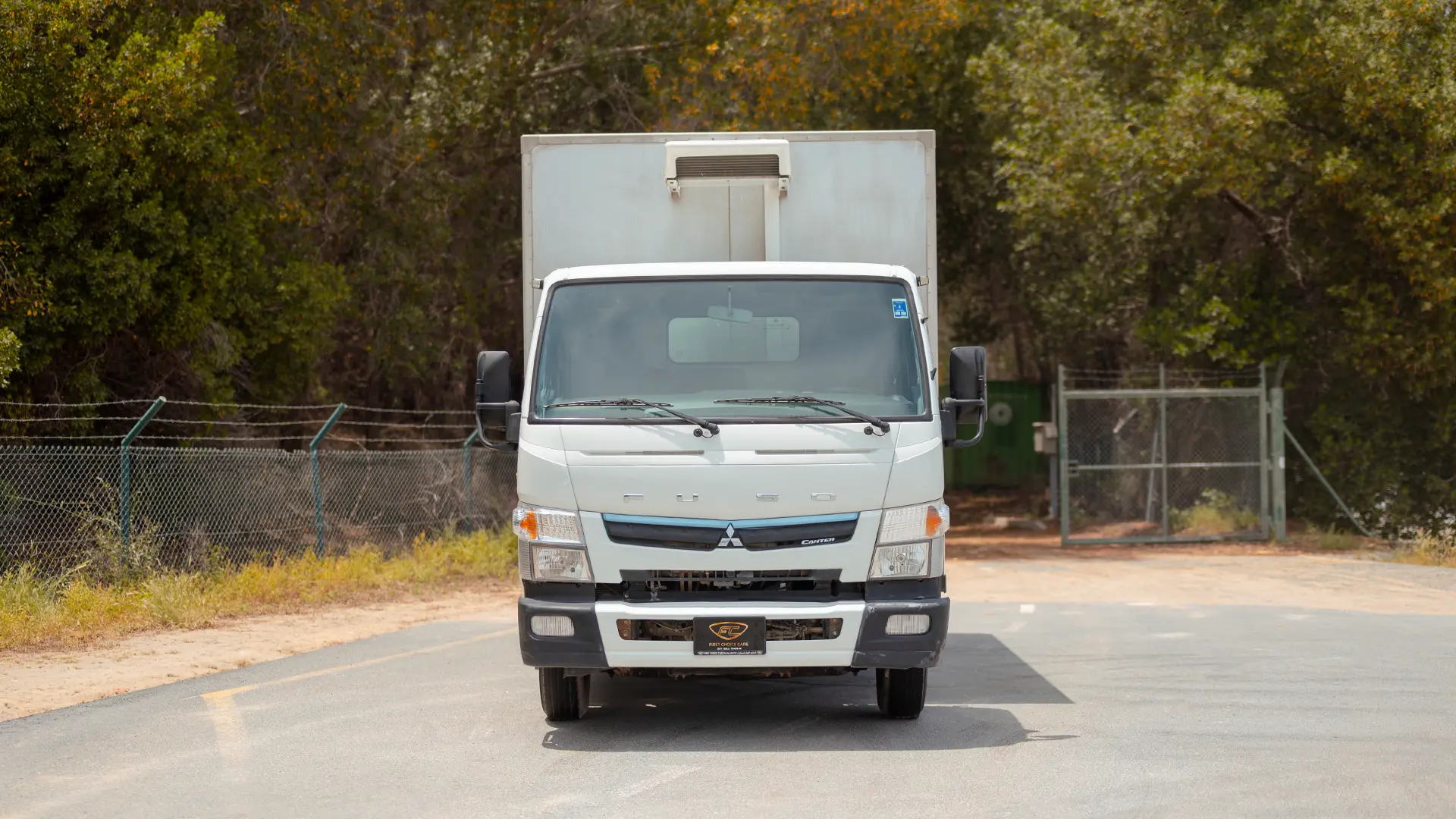Used 2020 Mitsubishi Canter Chiller Box in White – Front View for Sale at First Choice Cars Dubai Sharjah