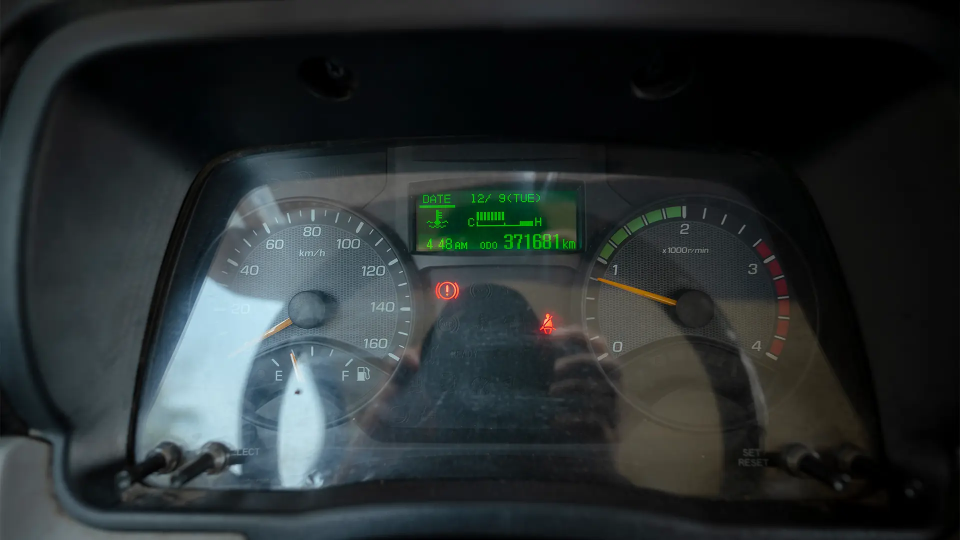 Used 2020 Mitsubishi Canter Chiller Box in White – Odometer / Mileage Reading View for Sale at First Choice Cars Dubai Sharjah