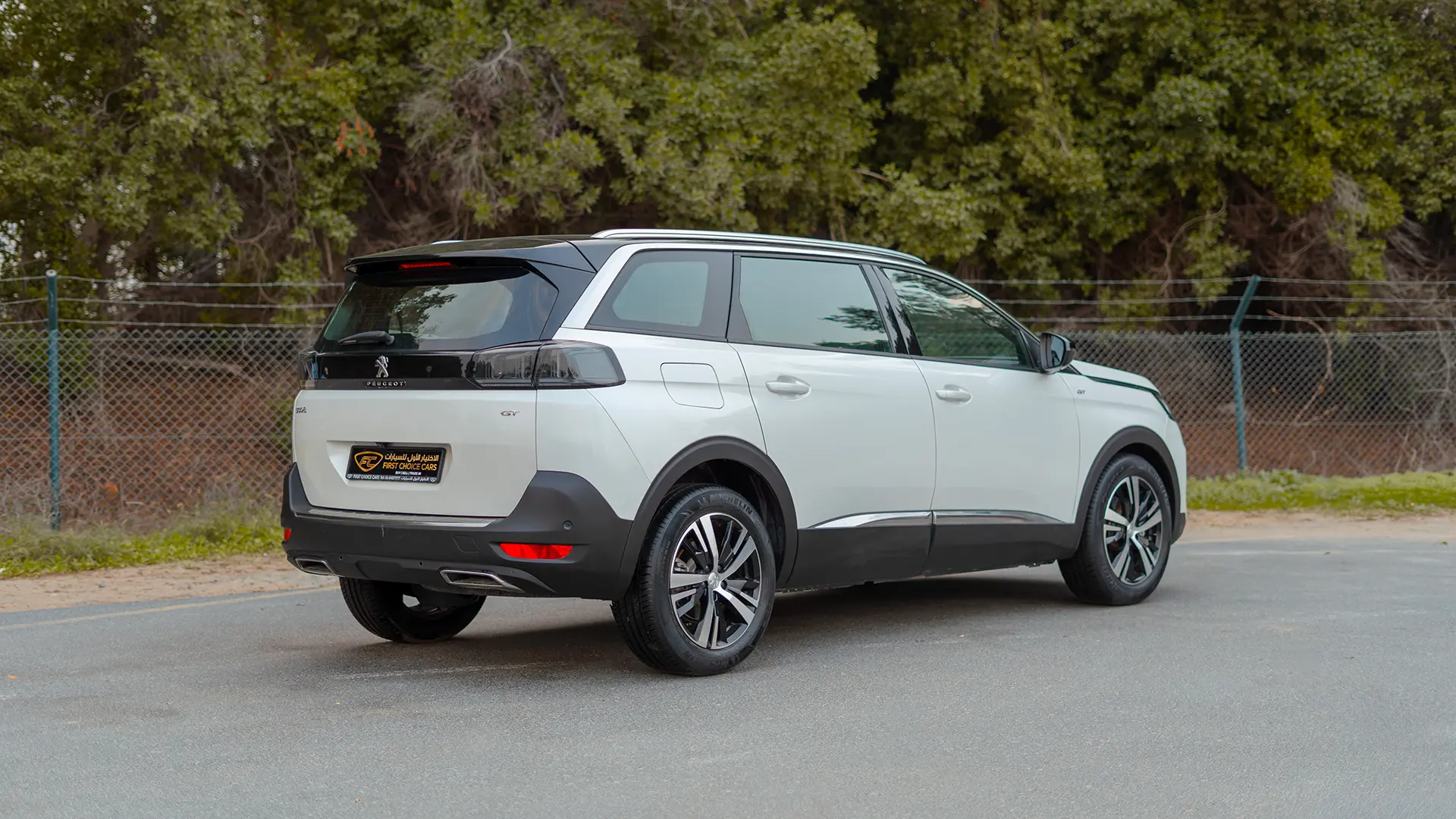 Used 2024 Peugeot 5008 GT Line in White – Right Back Diagonal (45°) View for Sale at First Choice Cars Dubai Sharjah