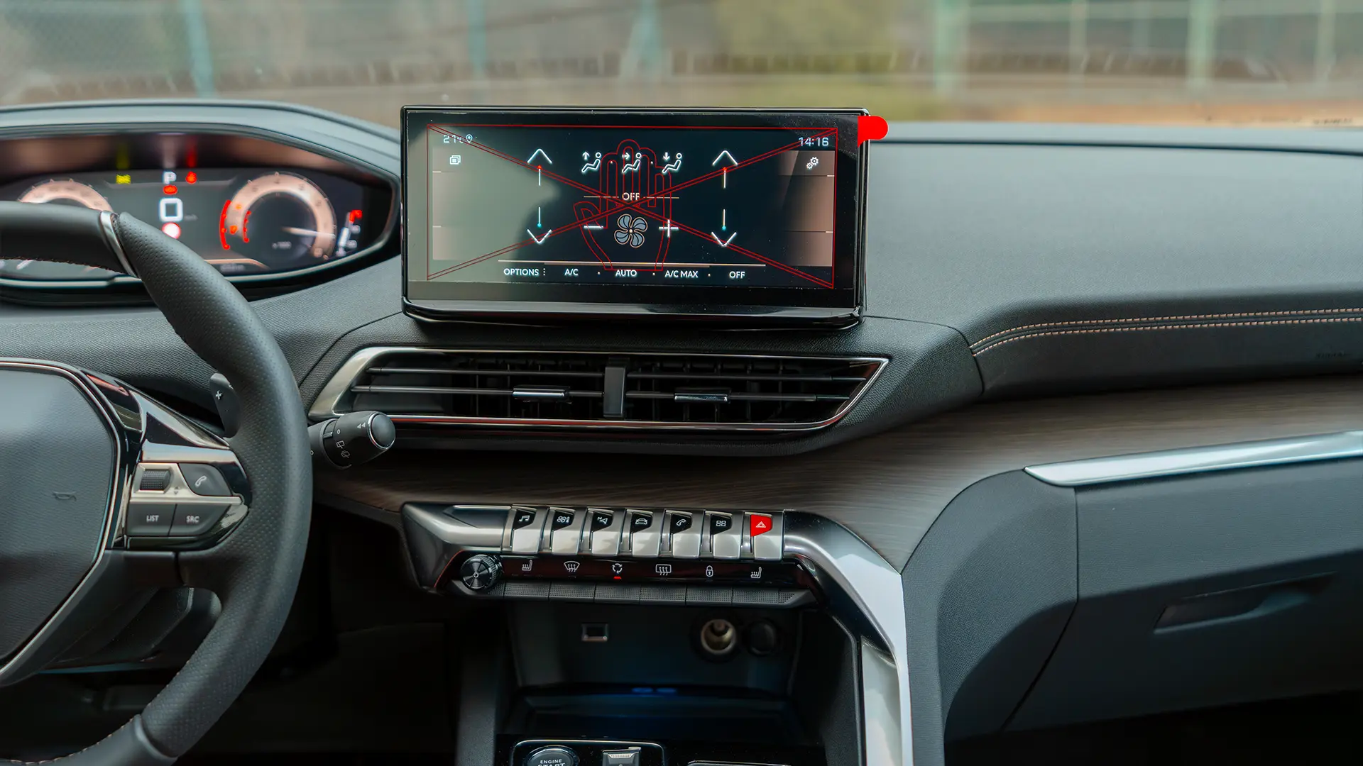 Used 2024 Peugeot 5008 GT Line in White – Infotainment / Touchscreen System for Sale at First Choice Cars Dubai Sharjah