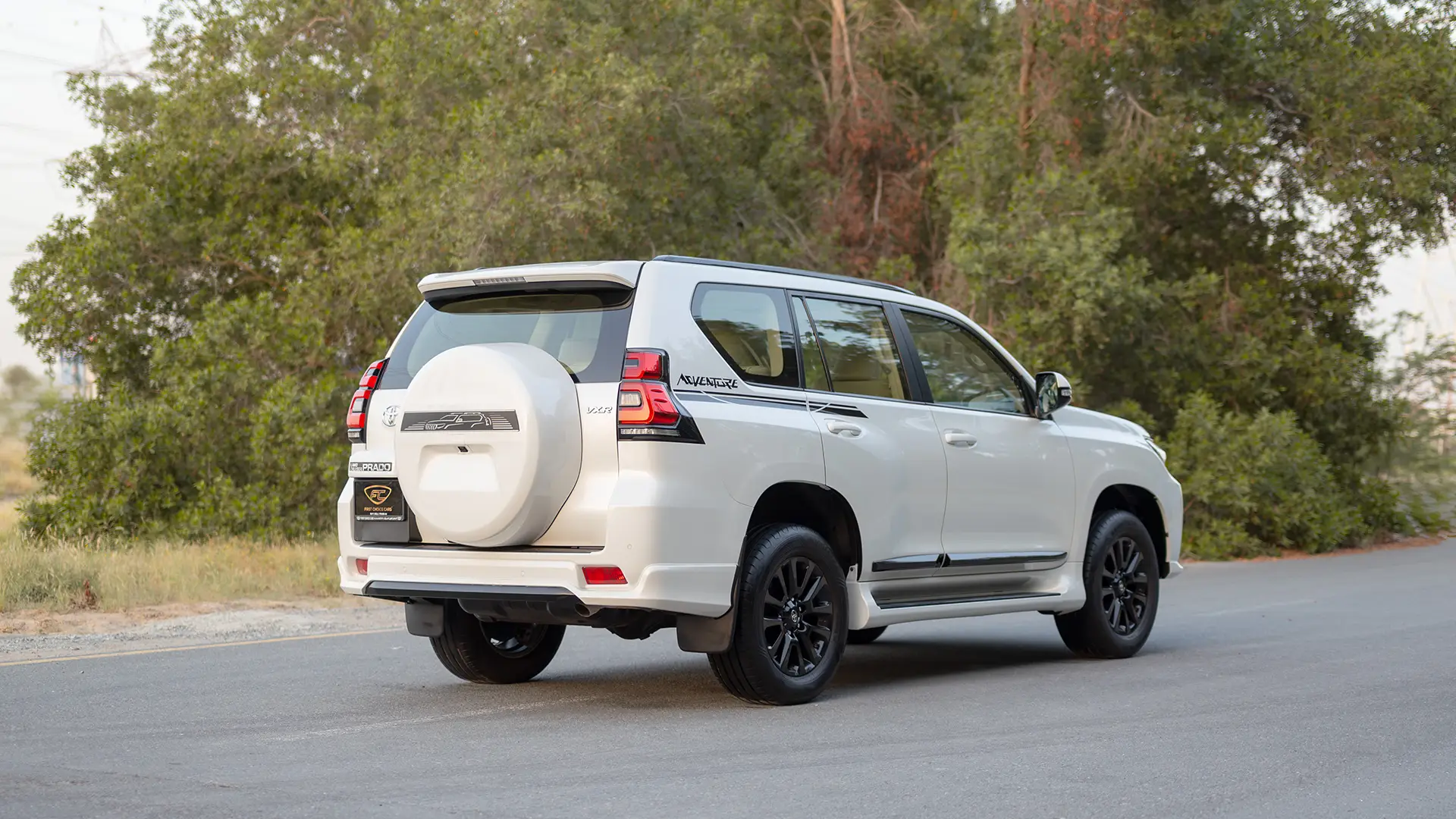 Used 2022 Toyota Prado VXR in White – Right Back Diagonal (45°) View for Sale at First Choice Cars Dubai Sharjah