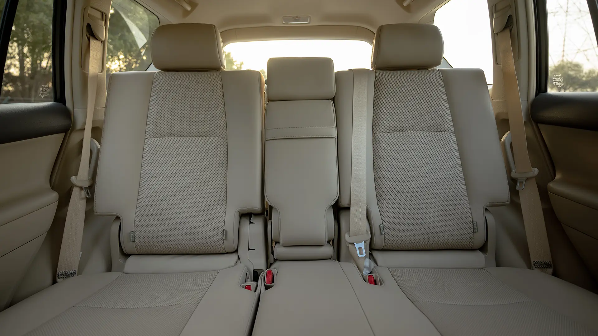 Used 2022 Toyota Prado VXR in White – Boot / Trunk Space Open View for Sale at First Choice Cars Dubai Sharjah