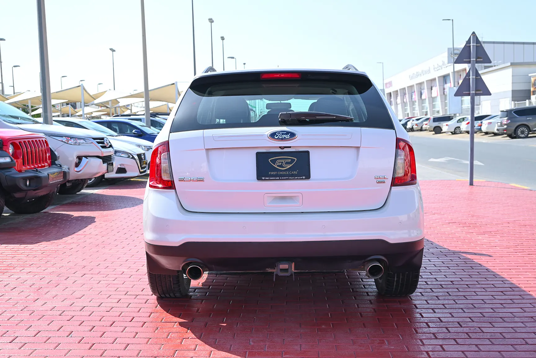 Used 2014 Ford Edge SEL White – Back/Rear View at First Choice Cars Sharjah