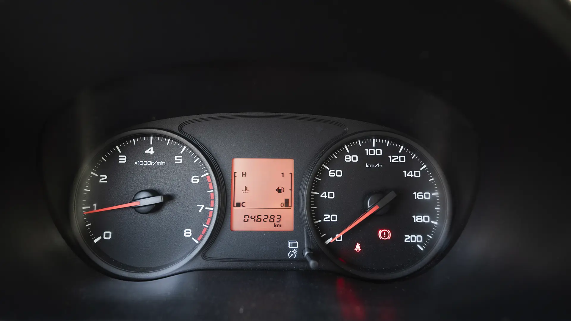 Used 2023 Mitsubishi L200 GLX Double Cabin in White – Odometer / Mileage Reading View for Sale at First Choice Cars Dubai Sharjah