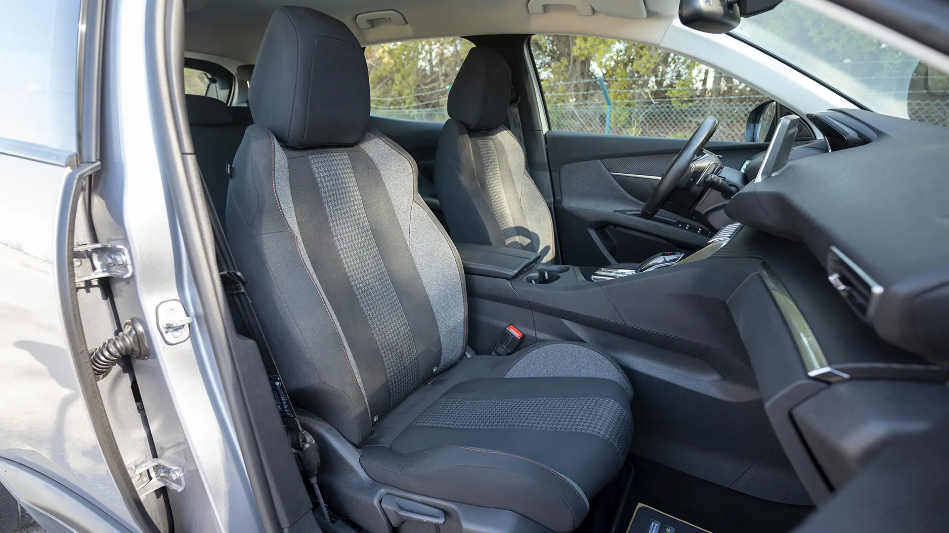 Used 2023 Peugeot 3008 Active in Silver – Front Passenger Side Cabin View for Sale at First Choice Cars Dubai Sharjah