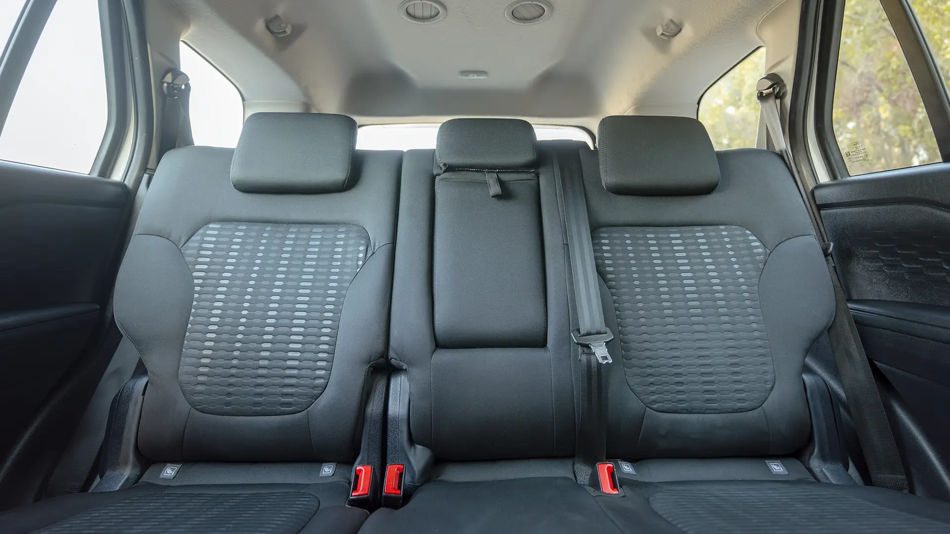 Used 2024 Ford Everest XLS in White – Rear Seat View for Sale at First Choice Cars Dubai Sharjah