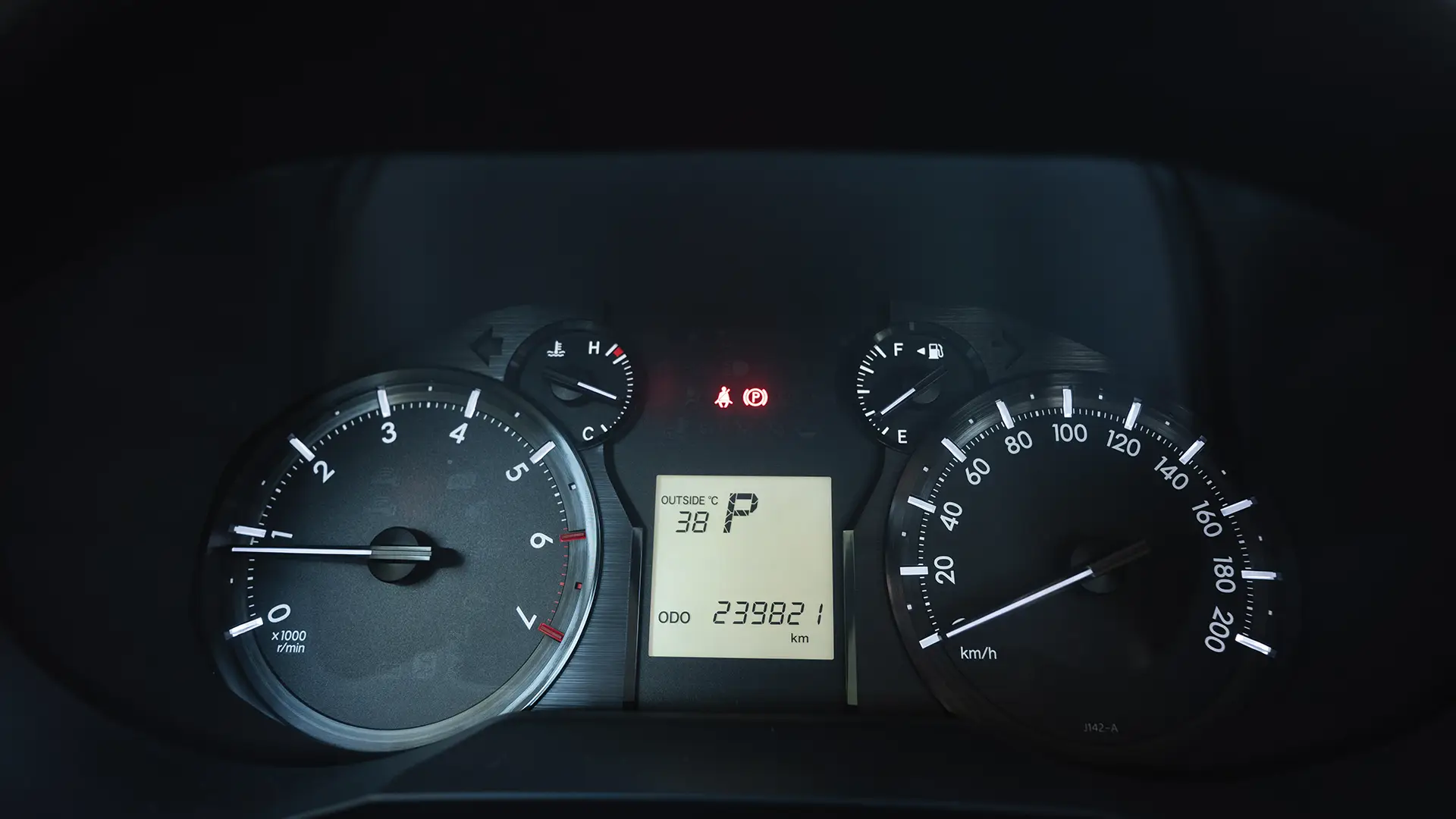 Used 2019 Toyota Prado EXR in White – Odometer / Mileage Reading View for Sale at First Choice Cars Dubai Sharjah